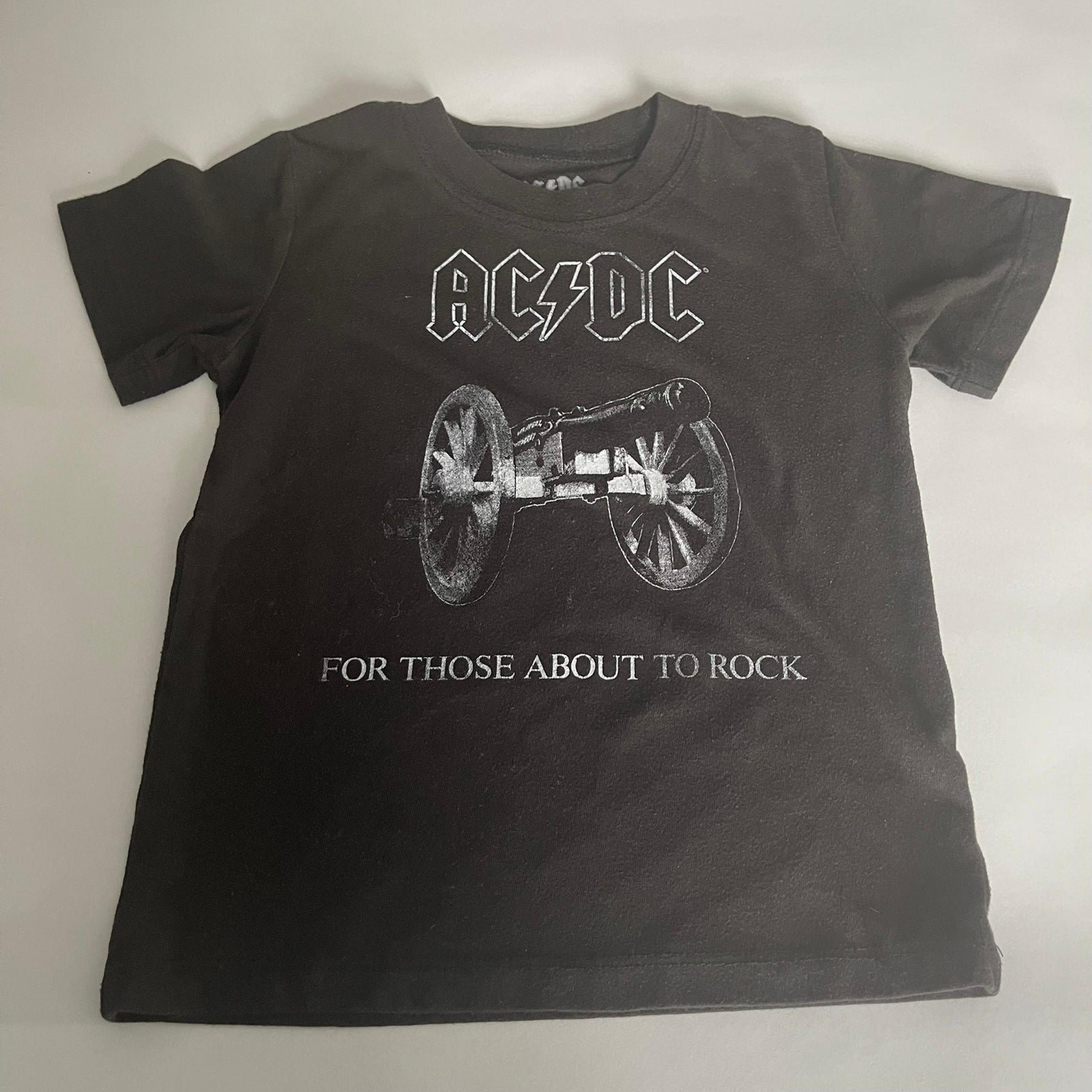 AC/DC About To Rock Black kid T-Shirt size 4T
