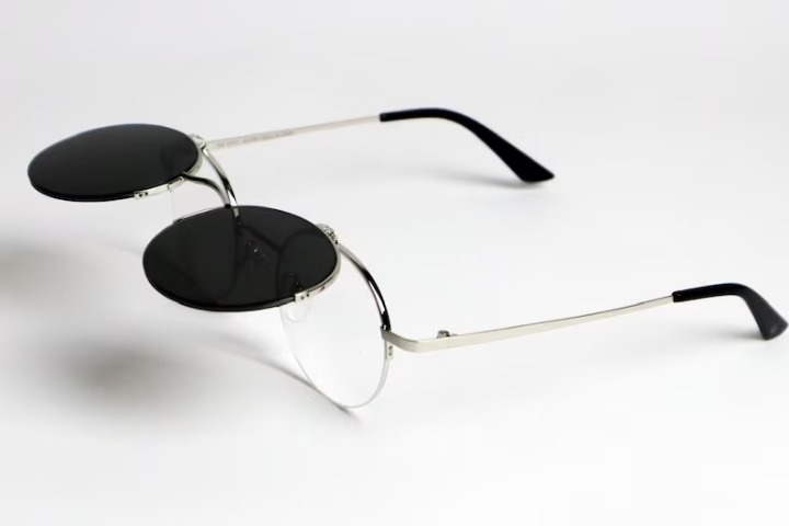 Red Rimless