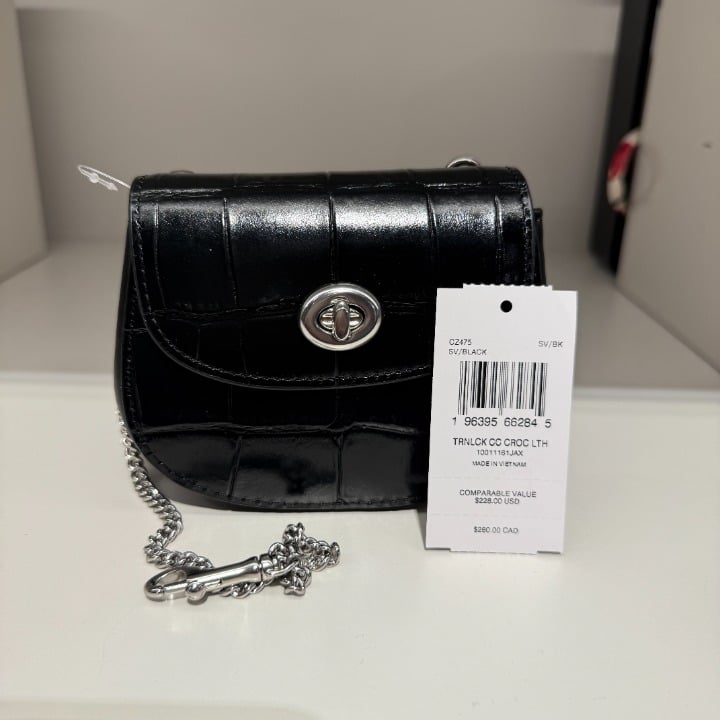 Coach CZ475 Turnlock Card Case Gift receipt