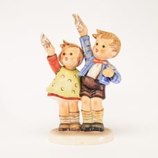 !!! Antique Goebel Hummel Figurine Auf Wiedershen Waving !!!