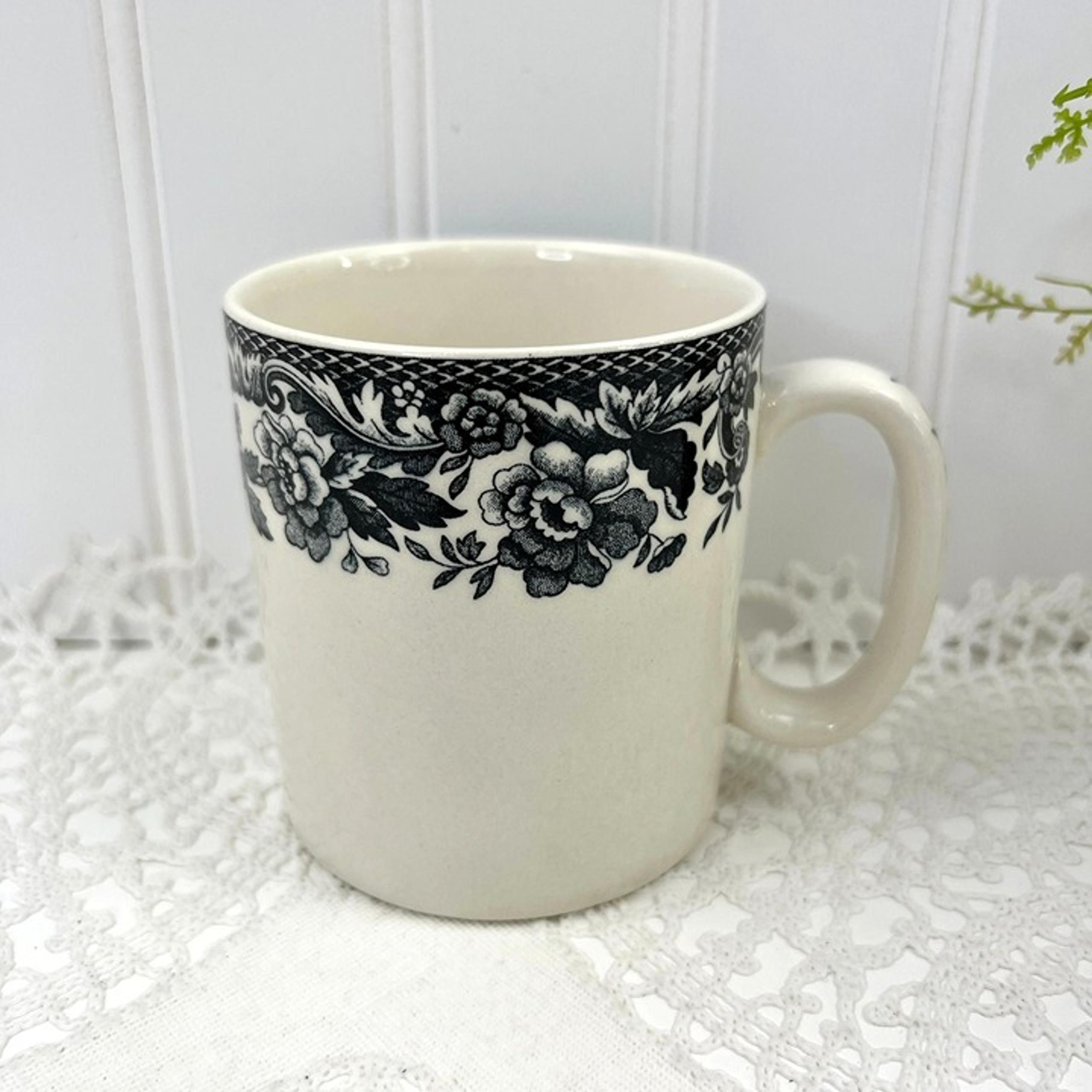 Spode Delamere Black Set of 4 Floral Coffee Mugs