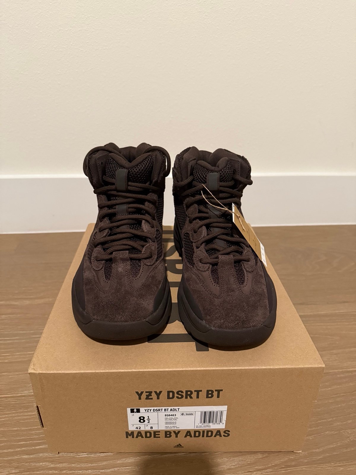 adidas Yeezy Desert Boot High Oil size 8.5 men’s
