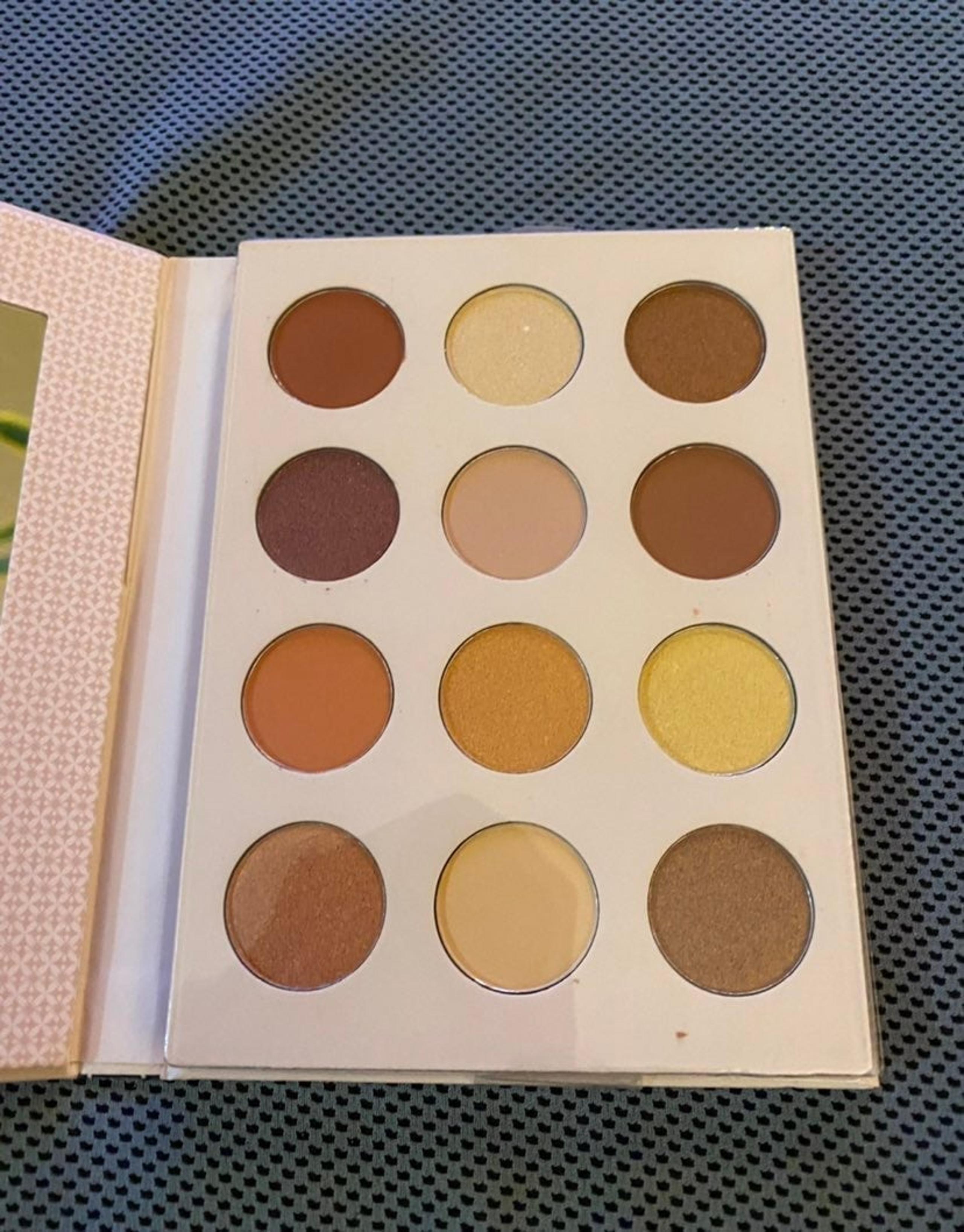 BCBGenetation Feelin Fine eyeshadow palette