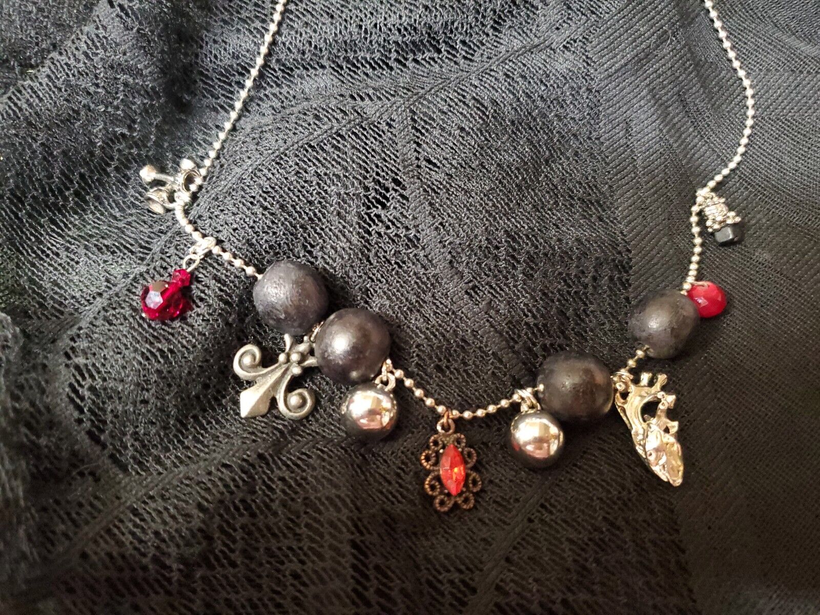 SALE! \| \| \|ampire ~Who among U will run w/ the night? Transform~Vamp ire Life