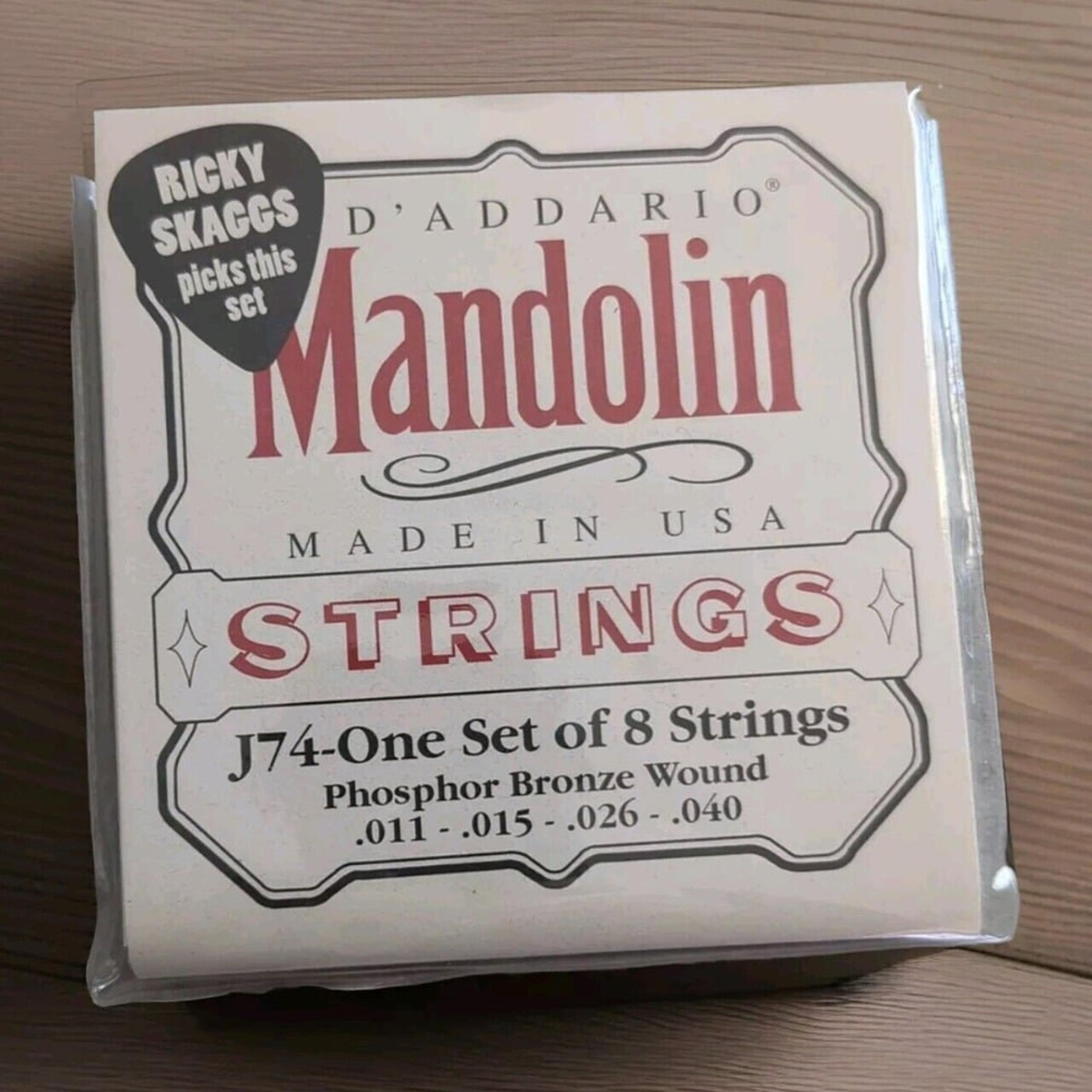 D'Addario J74 Set of 8 Phosphor Bronze Mandolin Strings - .011 to .040