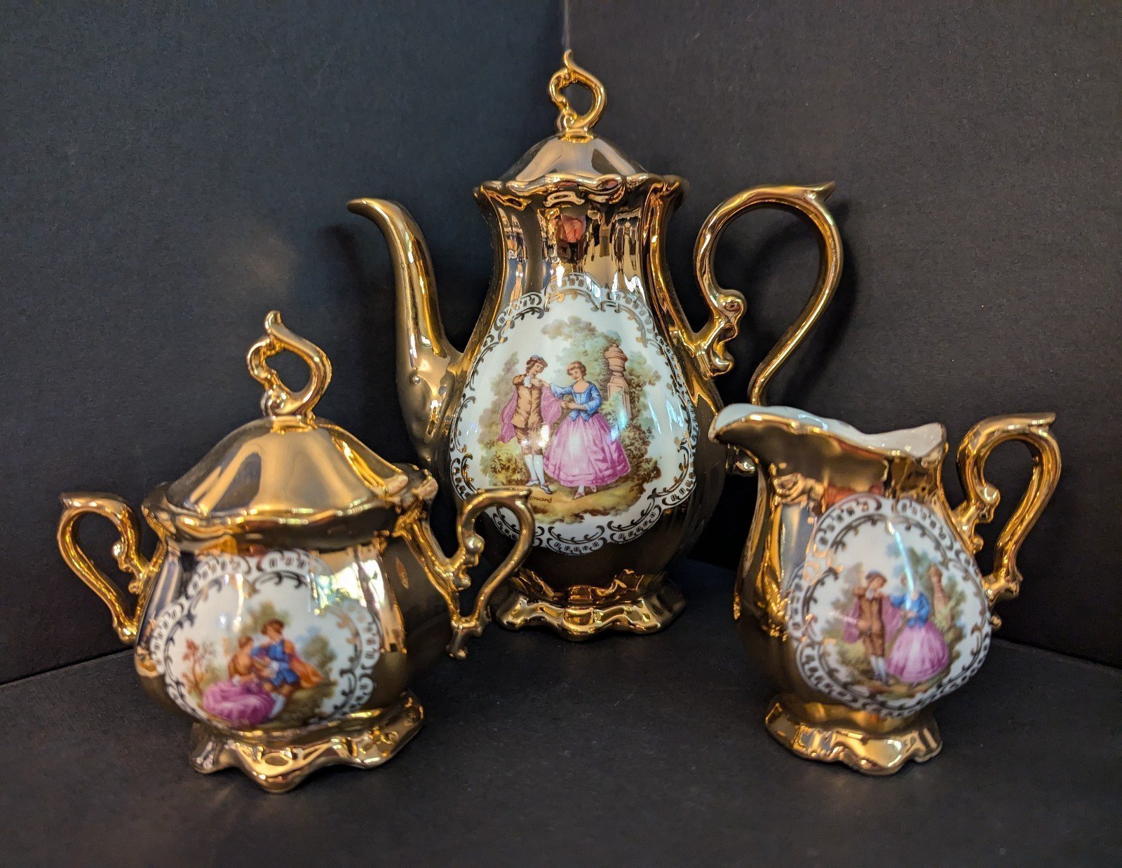 Vintage 24k Gold Du-Co Kunst Rehau Bavaria 17 piece Tea Set