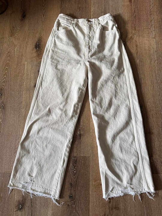 AMO Ava Ultra High-Rise Cropped Wide-Leg Jeans size 28 in Sabine Bone