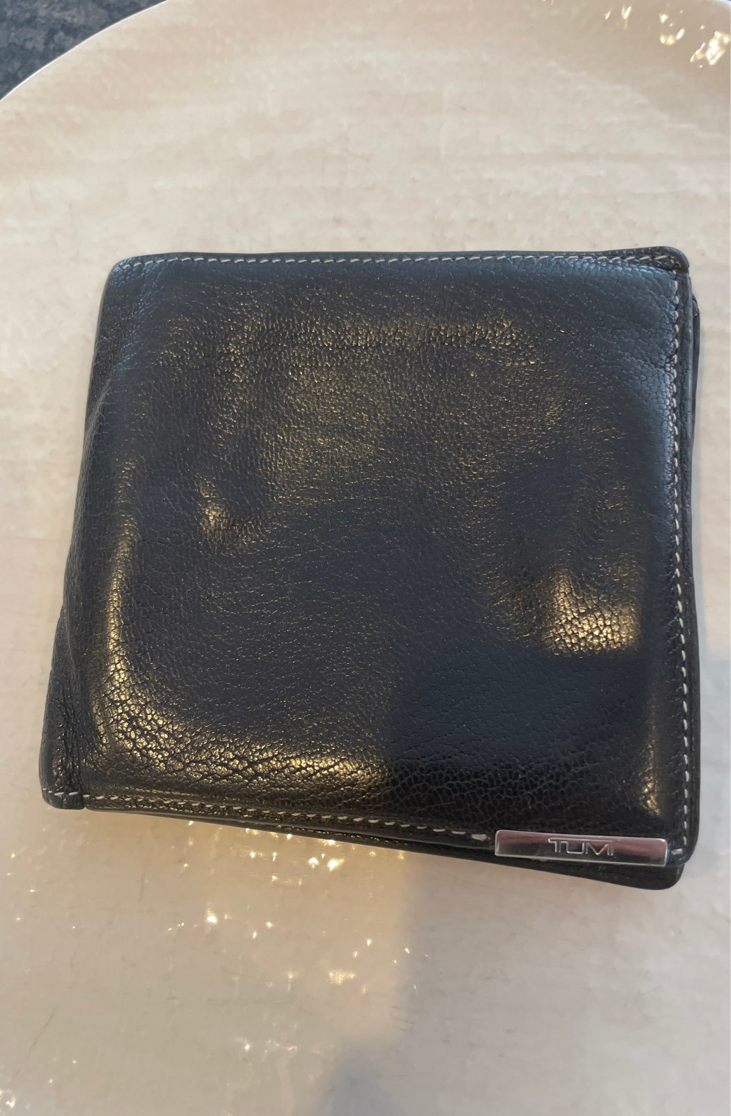 Tumi Black Leather Wallet Good Condition