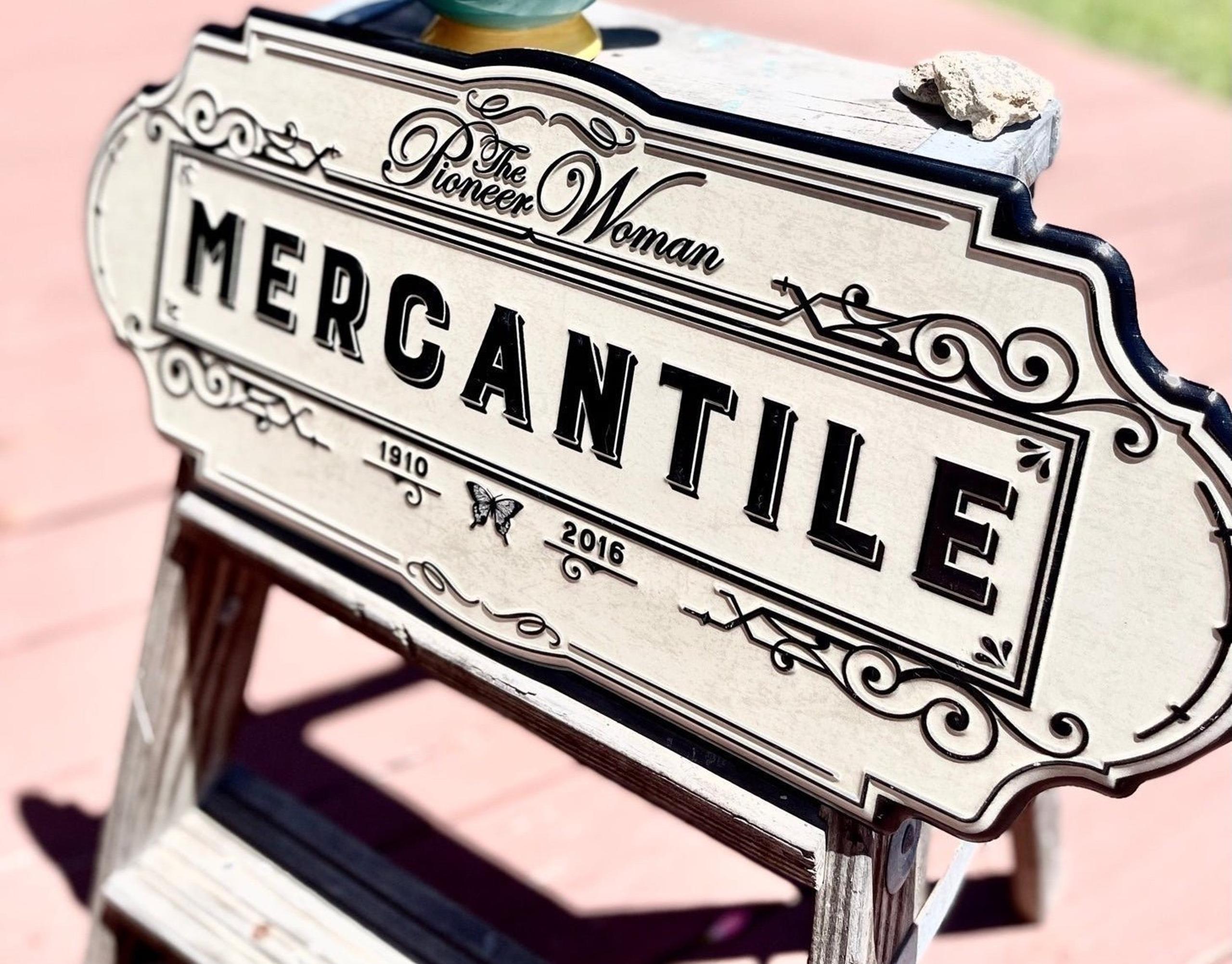 THE PIONEER WOMAN Mercantile Metal Sign