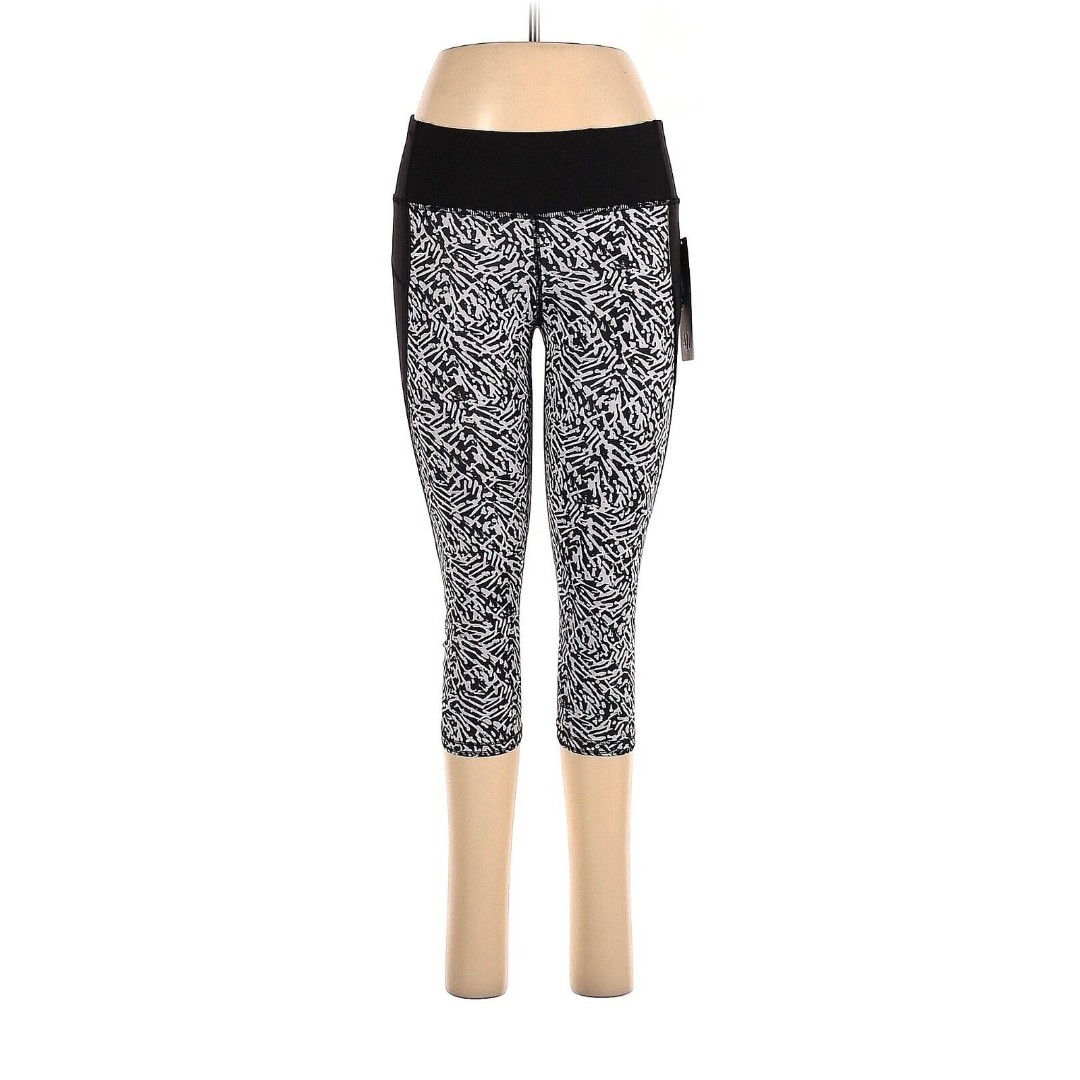 LULULEMON ATHLETICA Animal Print Black White Run: Top Speed Crop Leggings - US 6