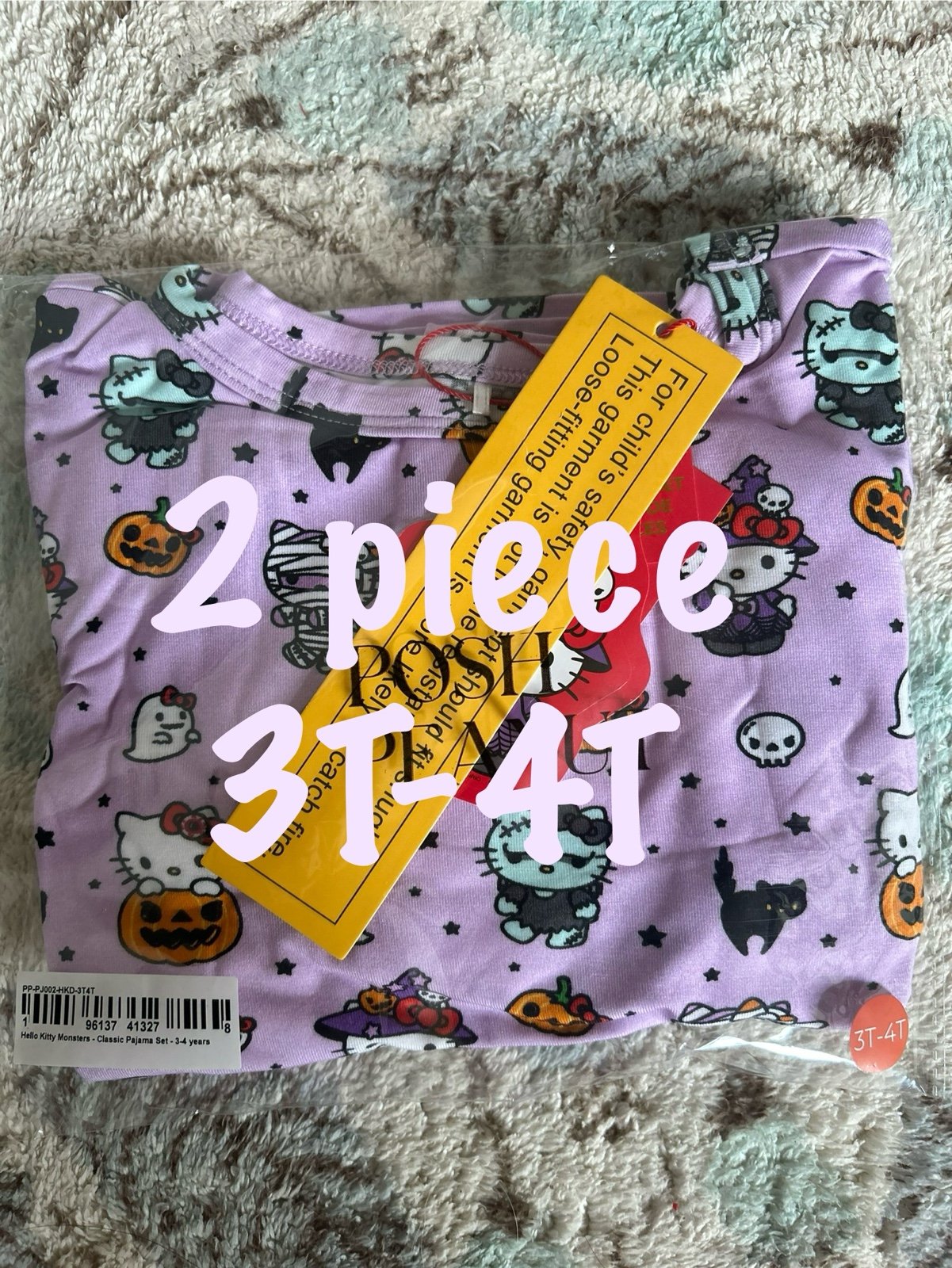 Posh peanut hello kitty Halloween two piece pajamas 3T-4T