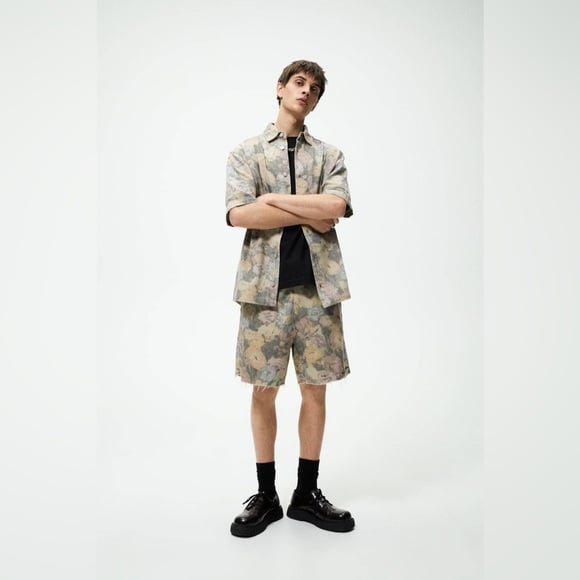 NWT Zara Men’s Floral Print Bermuda Shorts Relaxed Fit Size XL