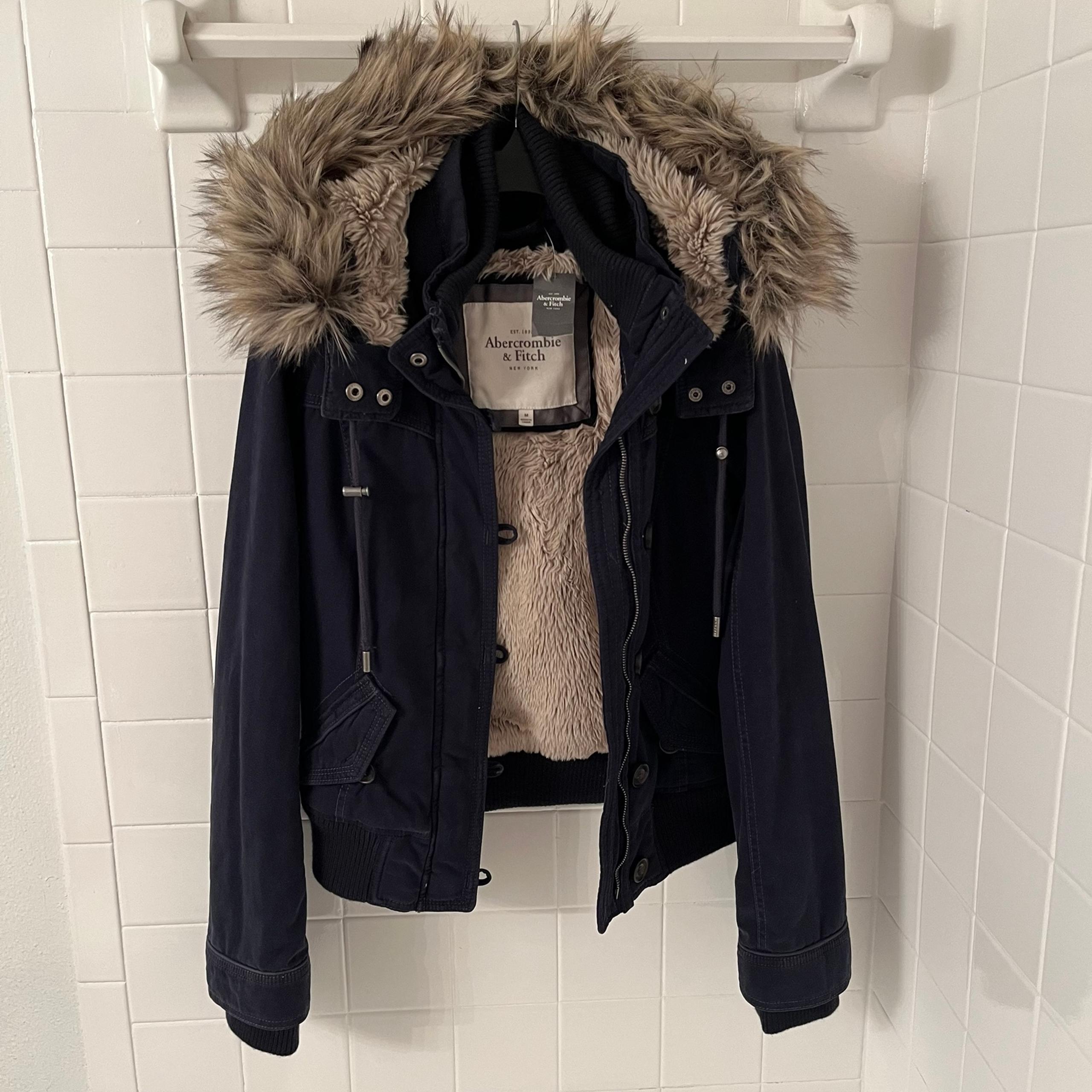 Vintage Y2K Abercrombie & Fitch Faux Fur Lined + Hooded Utility Snow Jacket