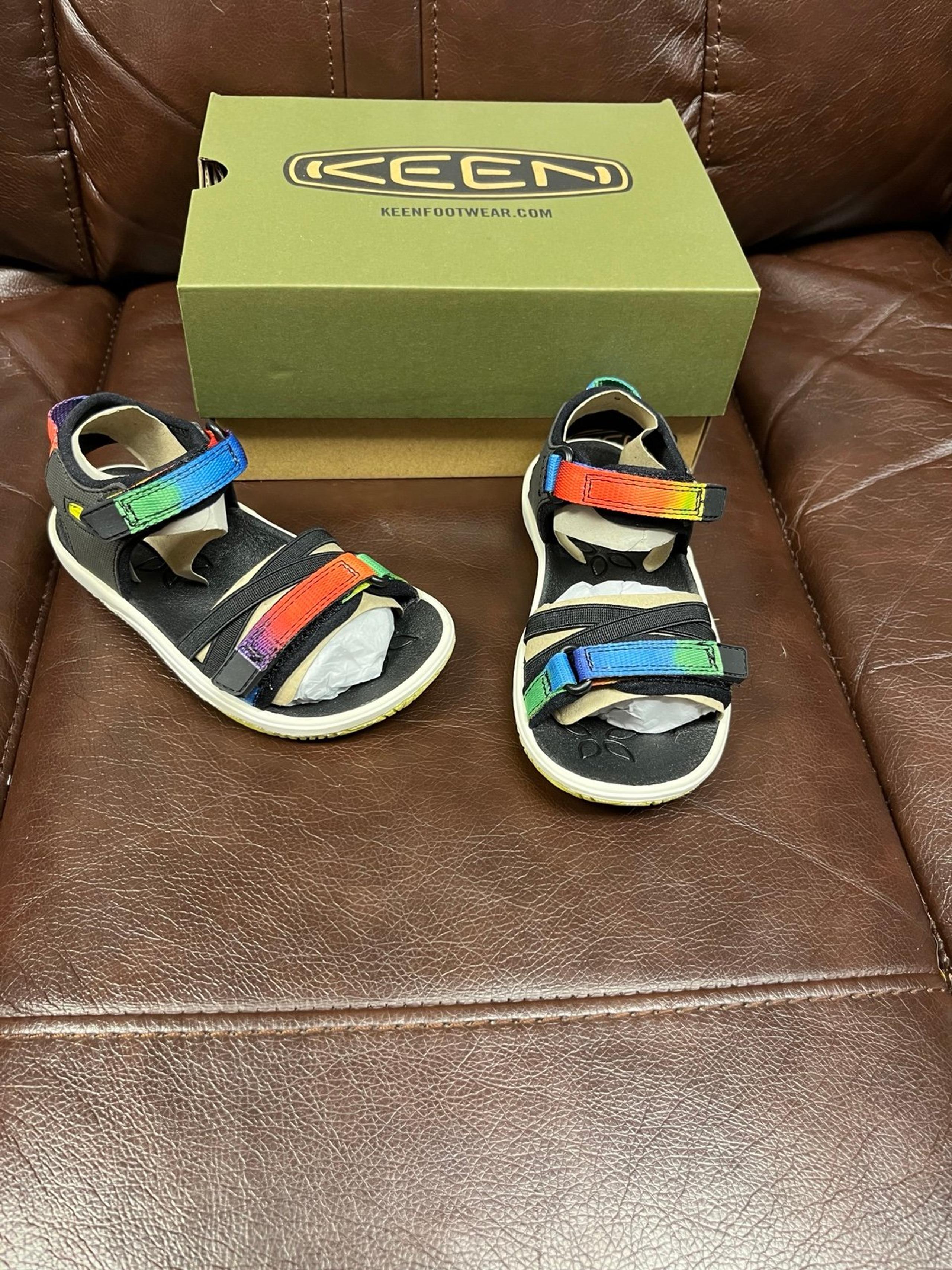 Keen Verano Sandals black/tie dye size 8