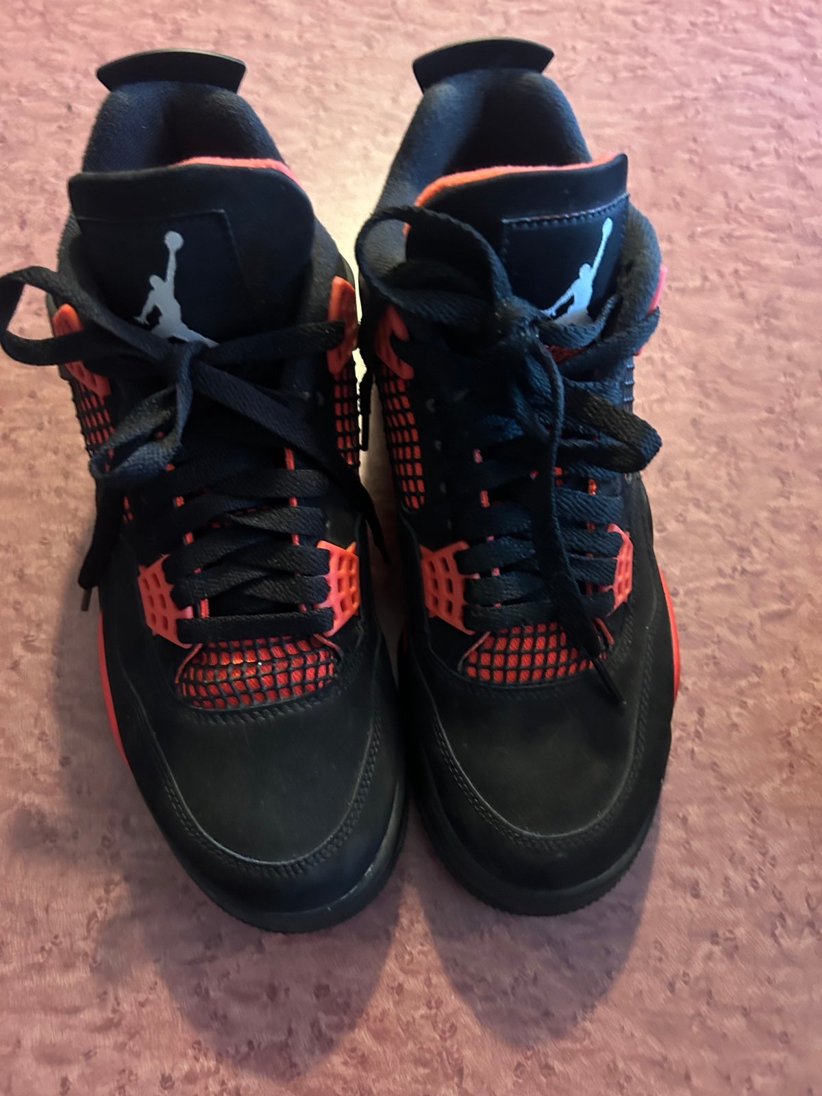 Jordan 4 red thunder