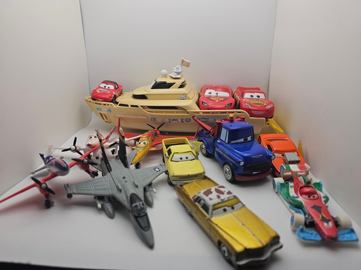 Disney Pixar Cars Toy lot - Porto Corsa, Ivan Mater, and more