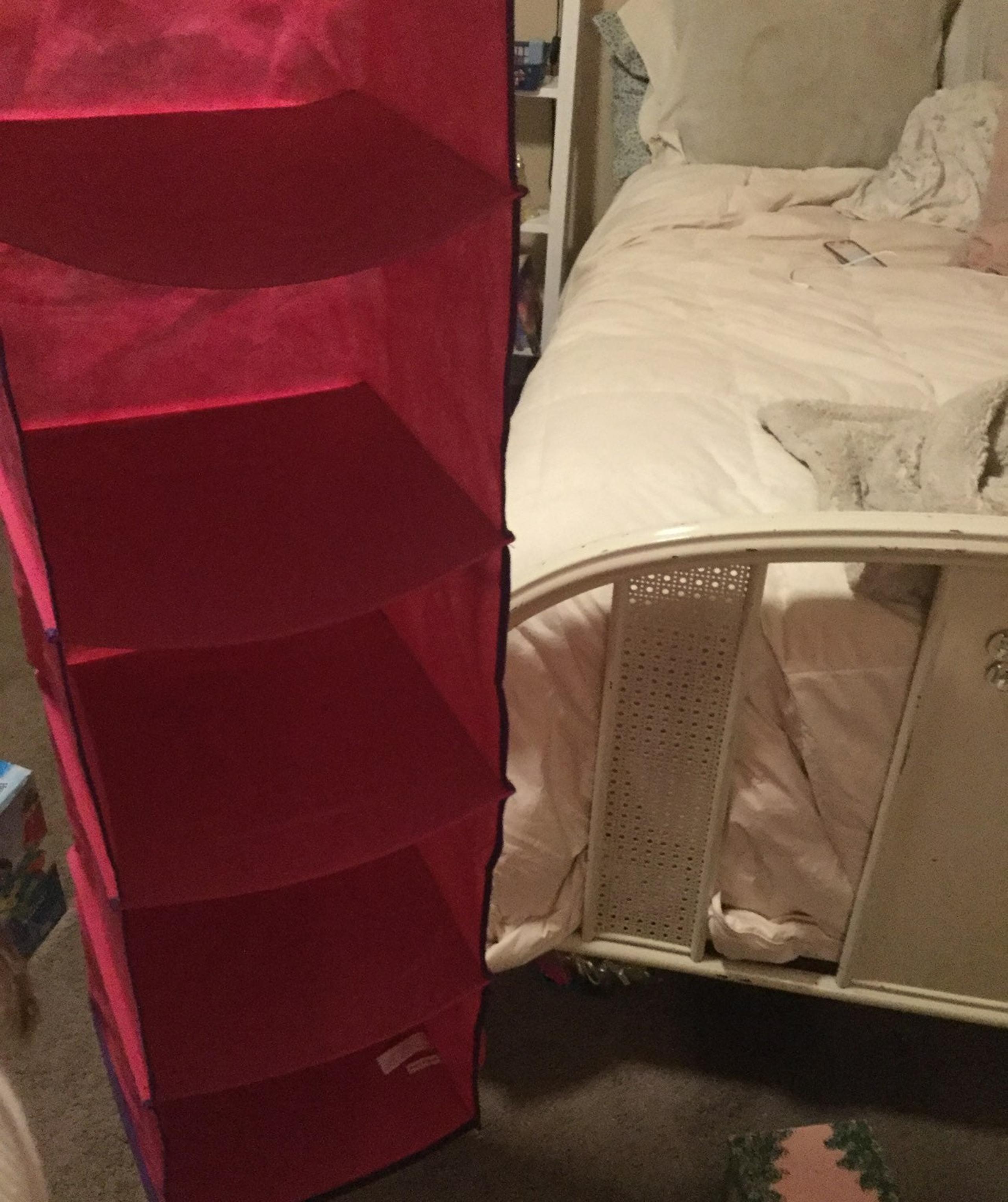 Hanging organizer