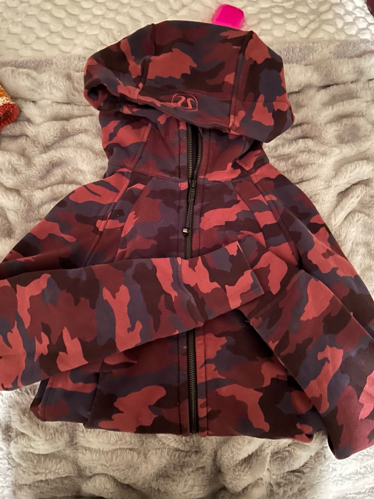 lululemon full zip scuba