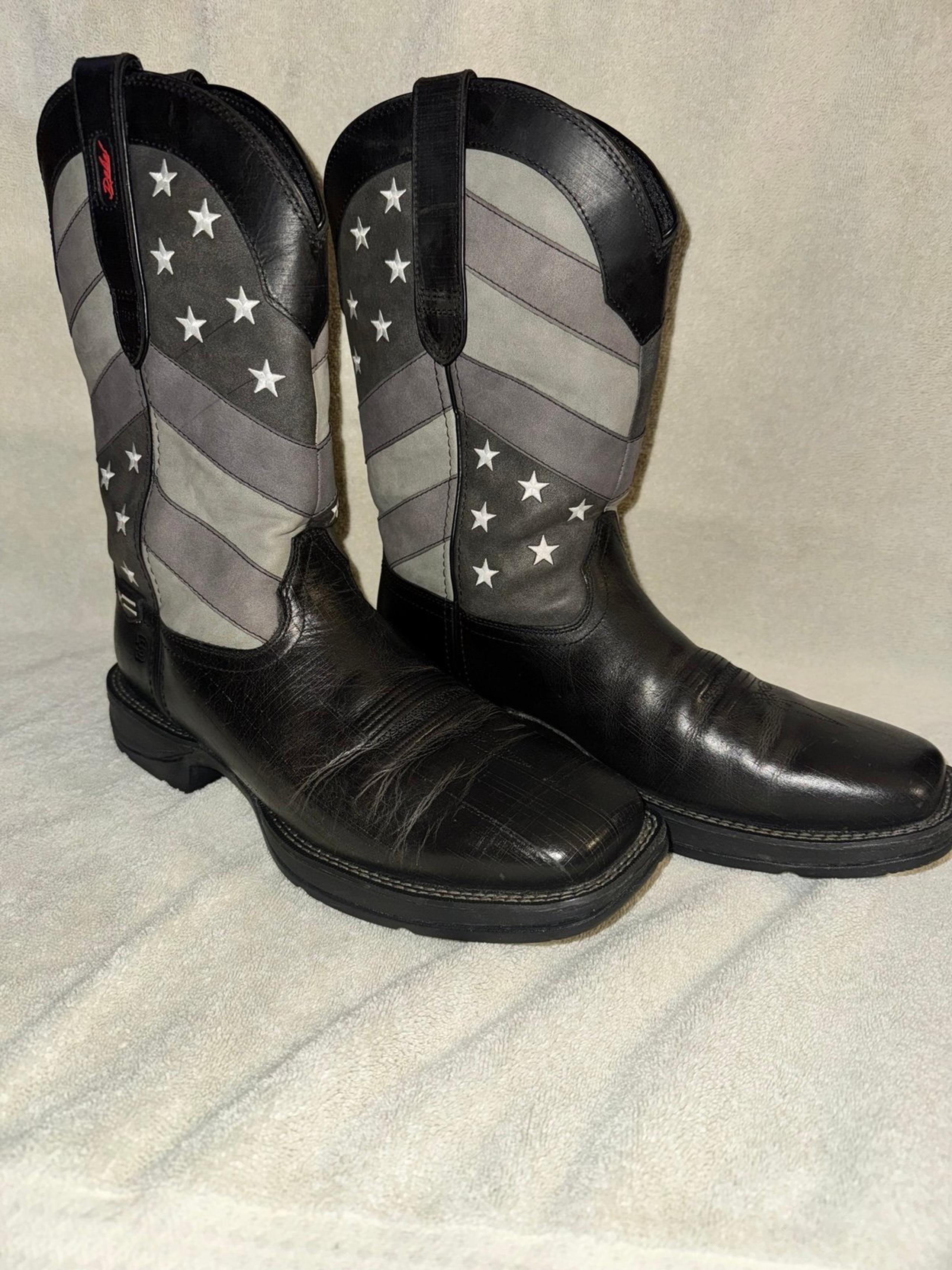 Durango REBEL men’s faded black & grey flag, square toe western boot size 12M.
