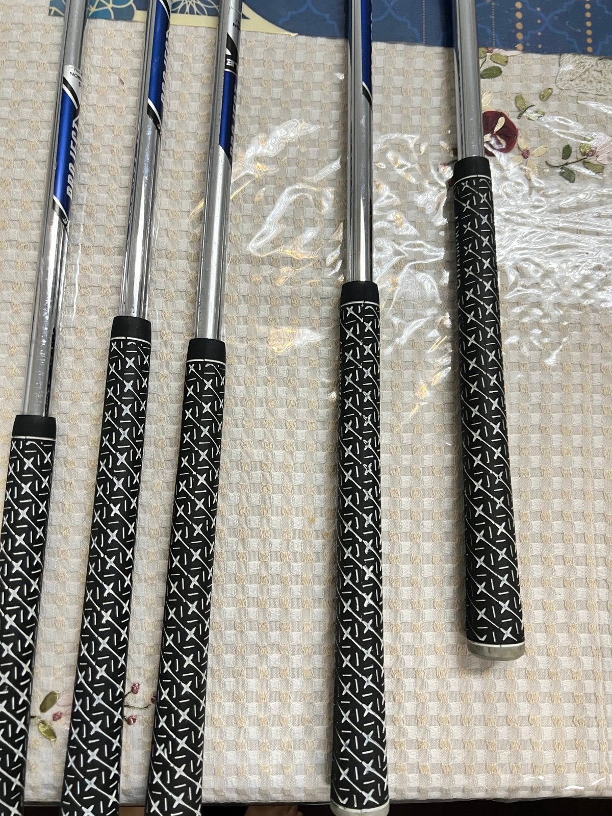 TaylorMade r7 Iron Set (5,6,7,9,P) 5pcs Golf Club Men's golf