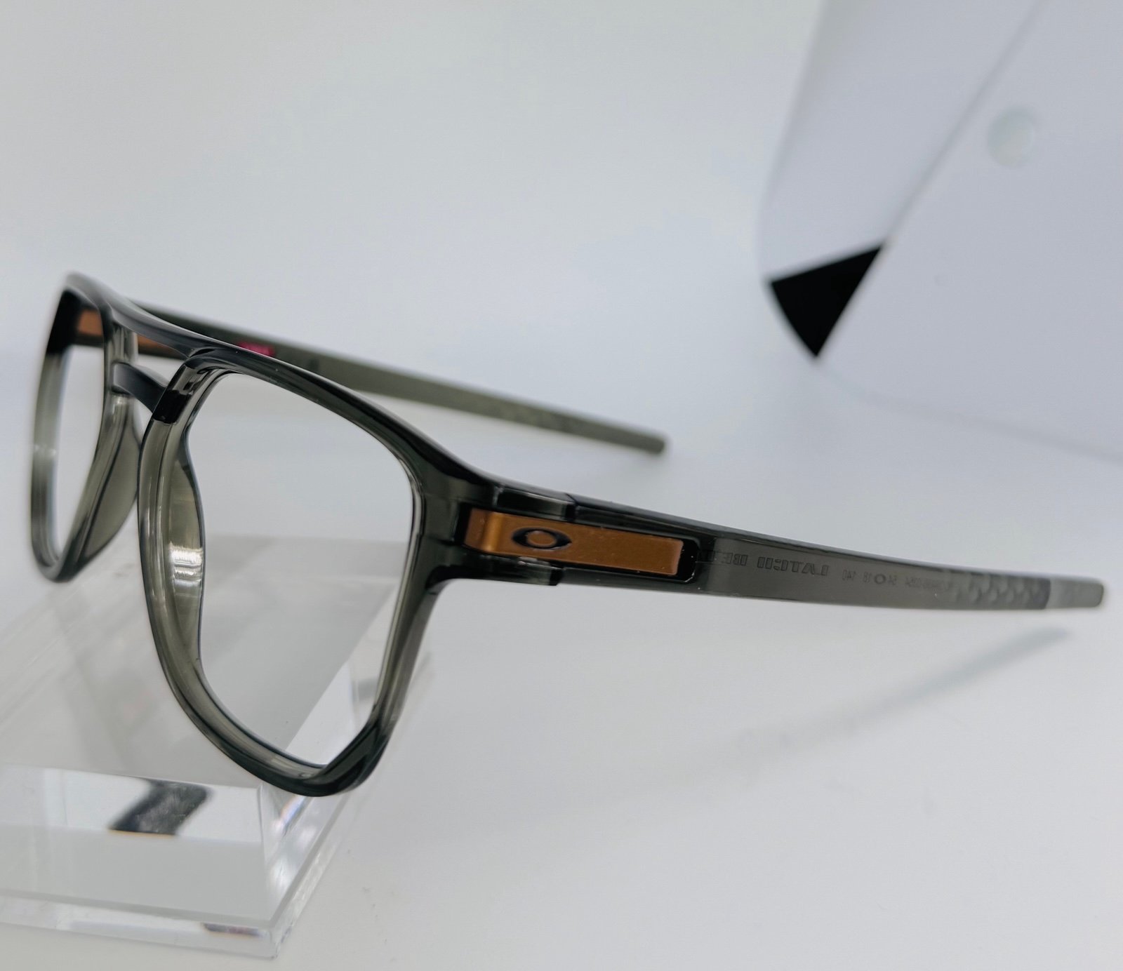 Used Oakley Latch Beta Green Olive Clear 009436-0354 54 -18 Sunglasses Frame