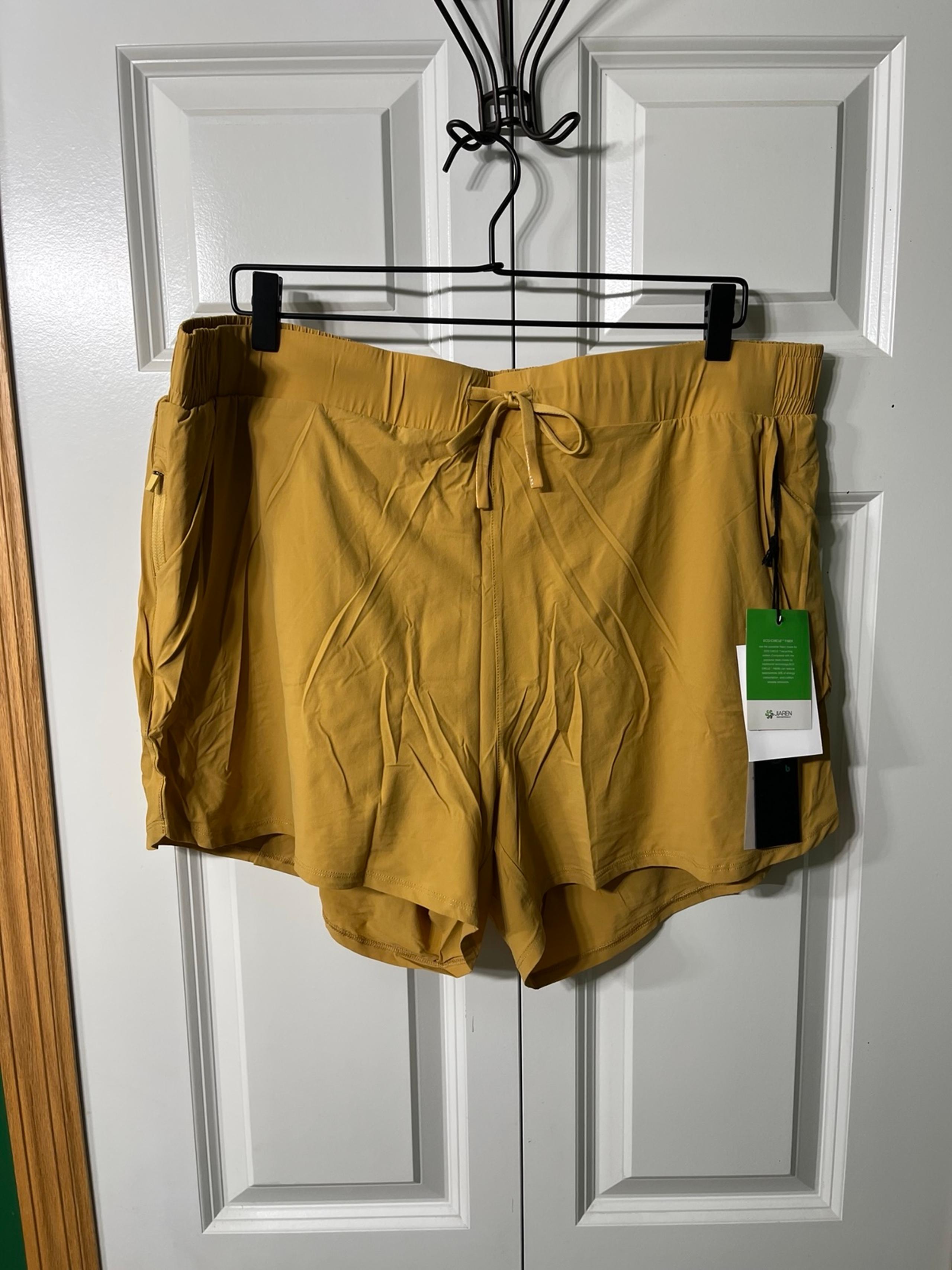 Mono B Mustard Athletic Shorts with Adjustable Waistband NWT in size 3X