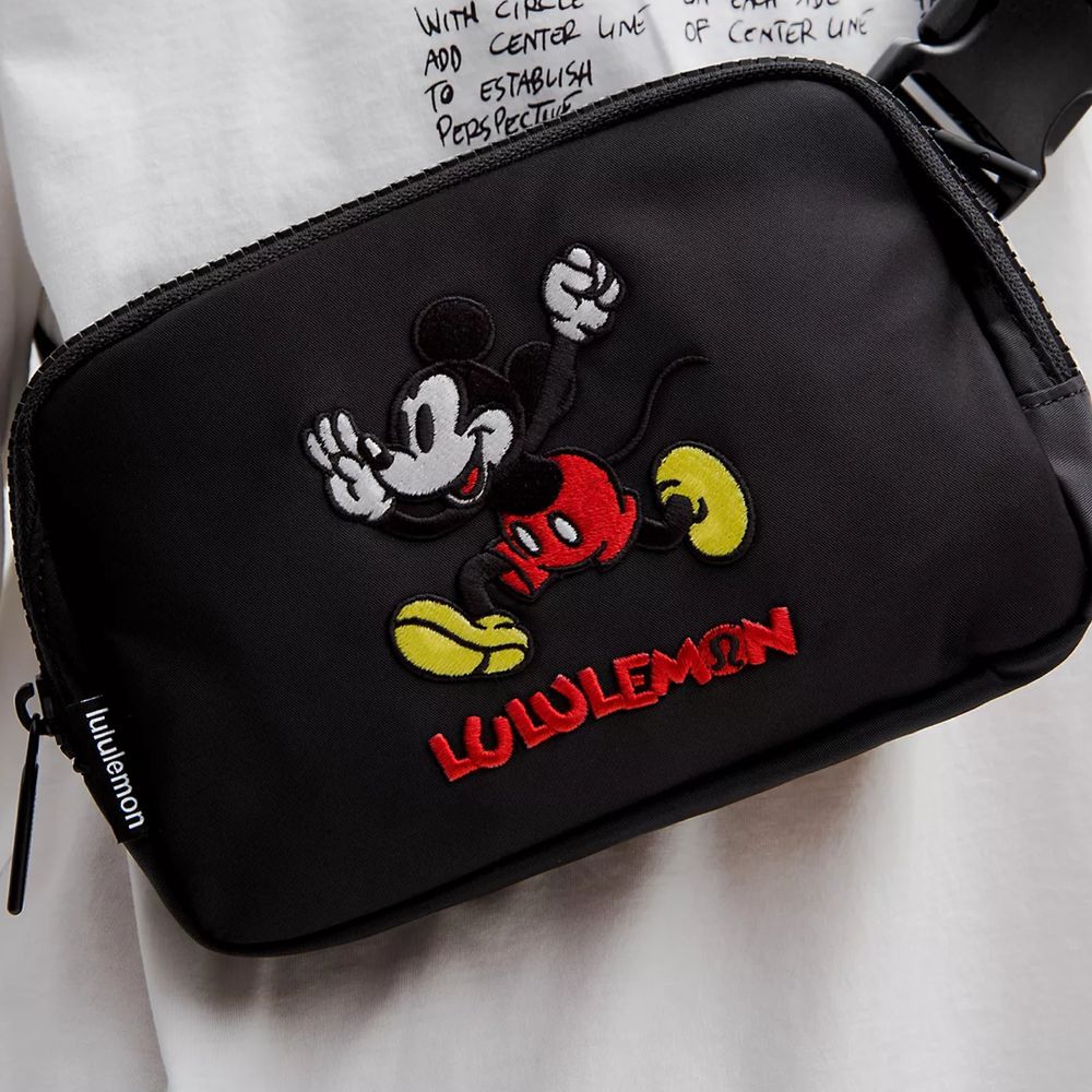 NWT DISNEY x LULULEMON Everywhere 1L Belt Bag Mickey In Motion Graphic