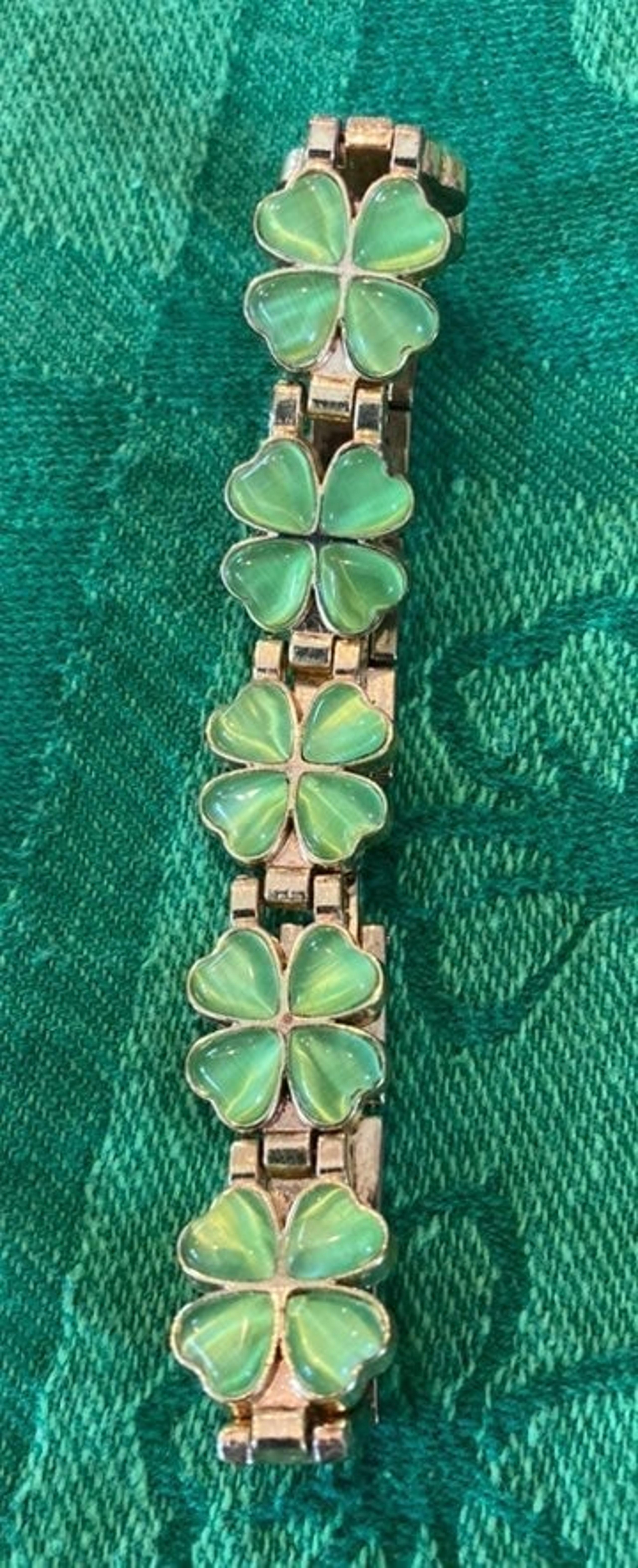 IRISH SHAMROCK BRACELET