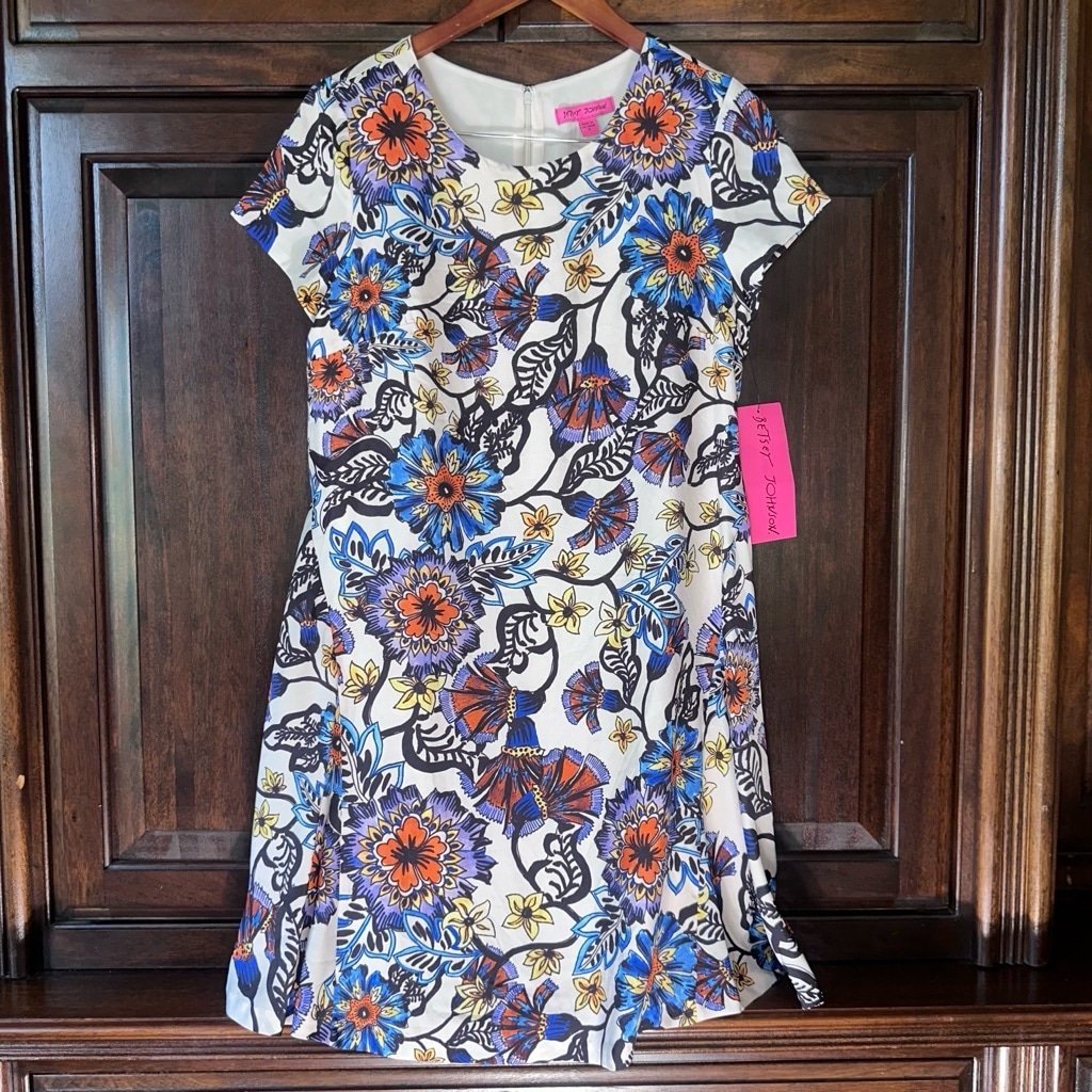 NWT! Women's Betsey Johnson Dress, Size 6, White & Blue Floral