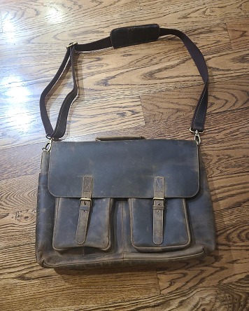New 18 Inch Leather briefcase Laptop Messenger Bags for Men and Women