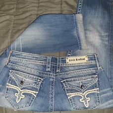 ROCK REVIVAL WOMENS SIZE 31/29 CAPRI