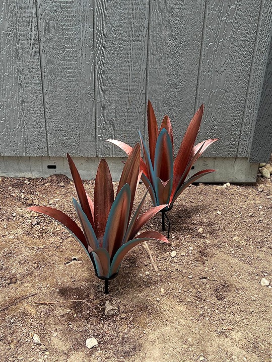 Enlarge thickened Wind Resistant Metal Agave Garden Art Metal Plant