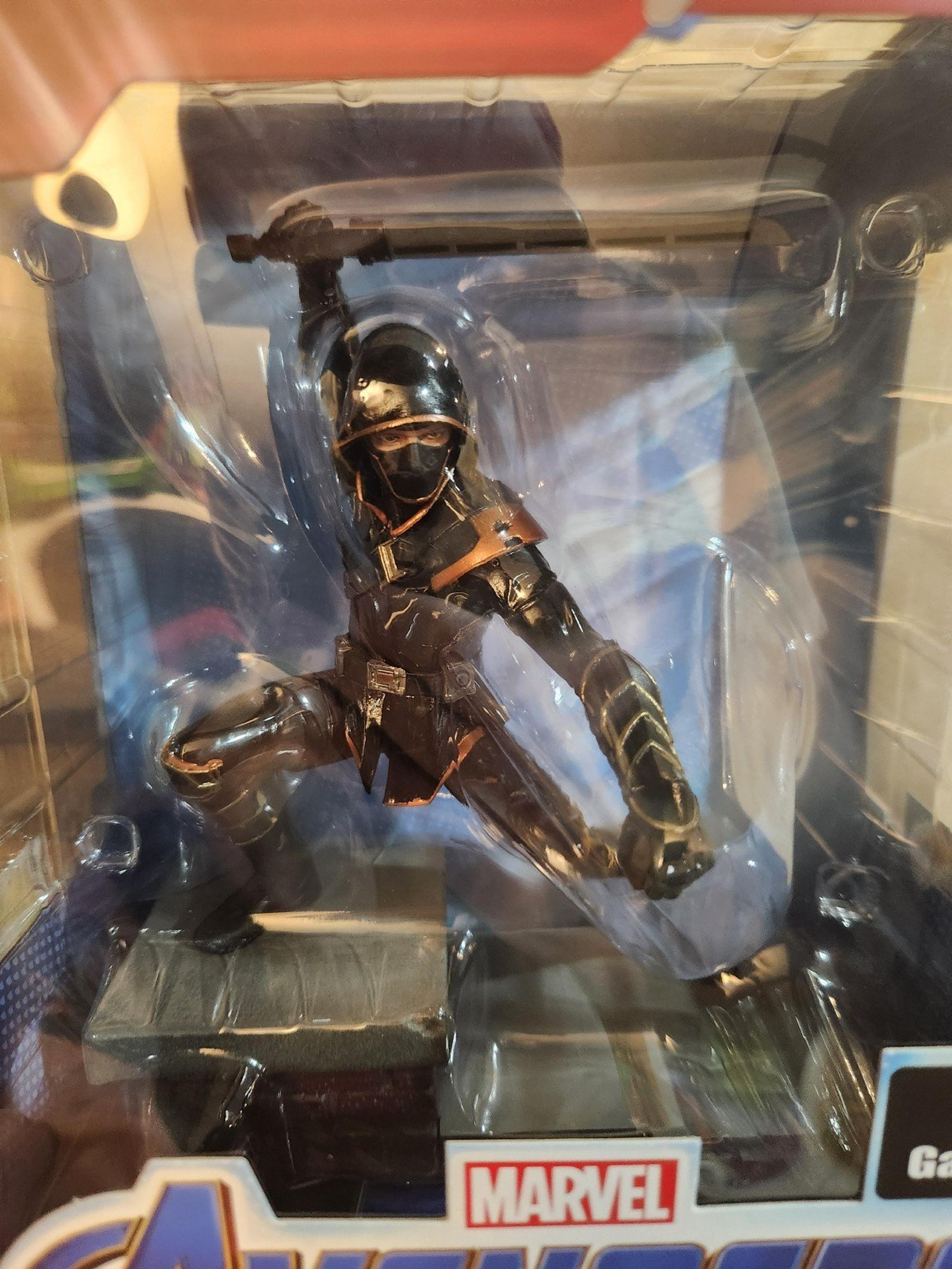 Ronin Statue Avengers