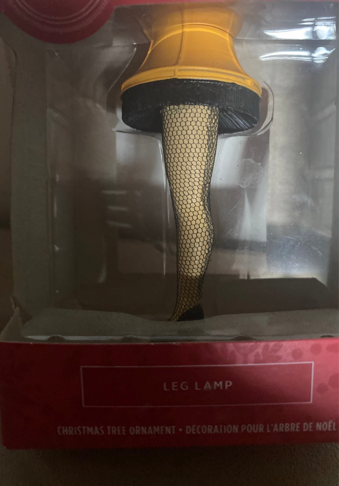 Collectable leg lamp
