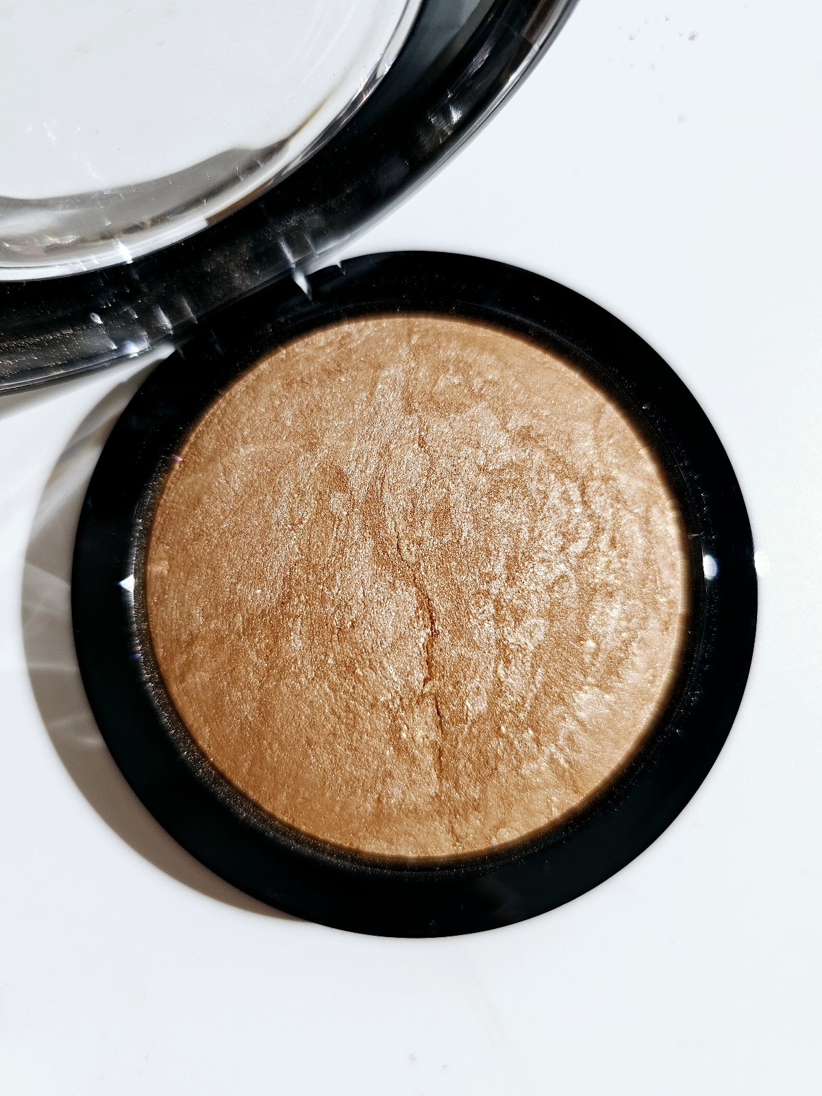 Mac Global Glow Mineralize Skinfinish New