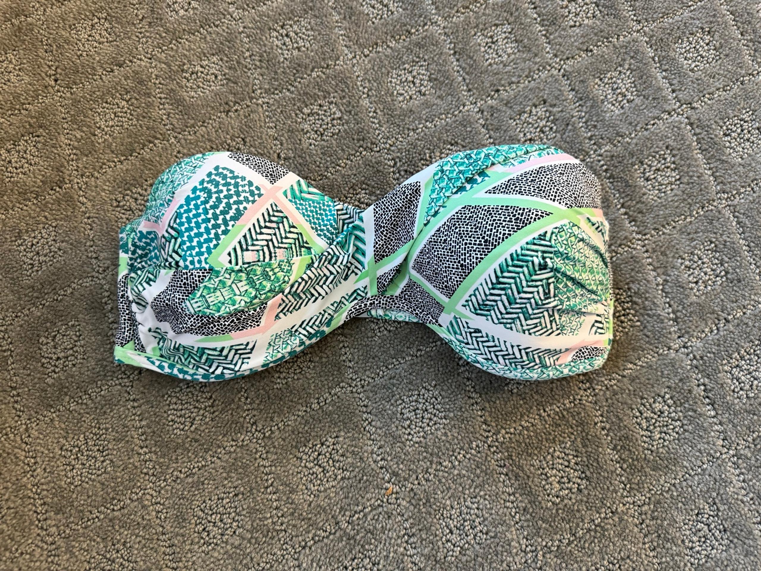 Women’s Sunseeker Colorful Strapless Bikini Top Size 6 Swim Top Only