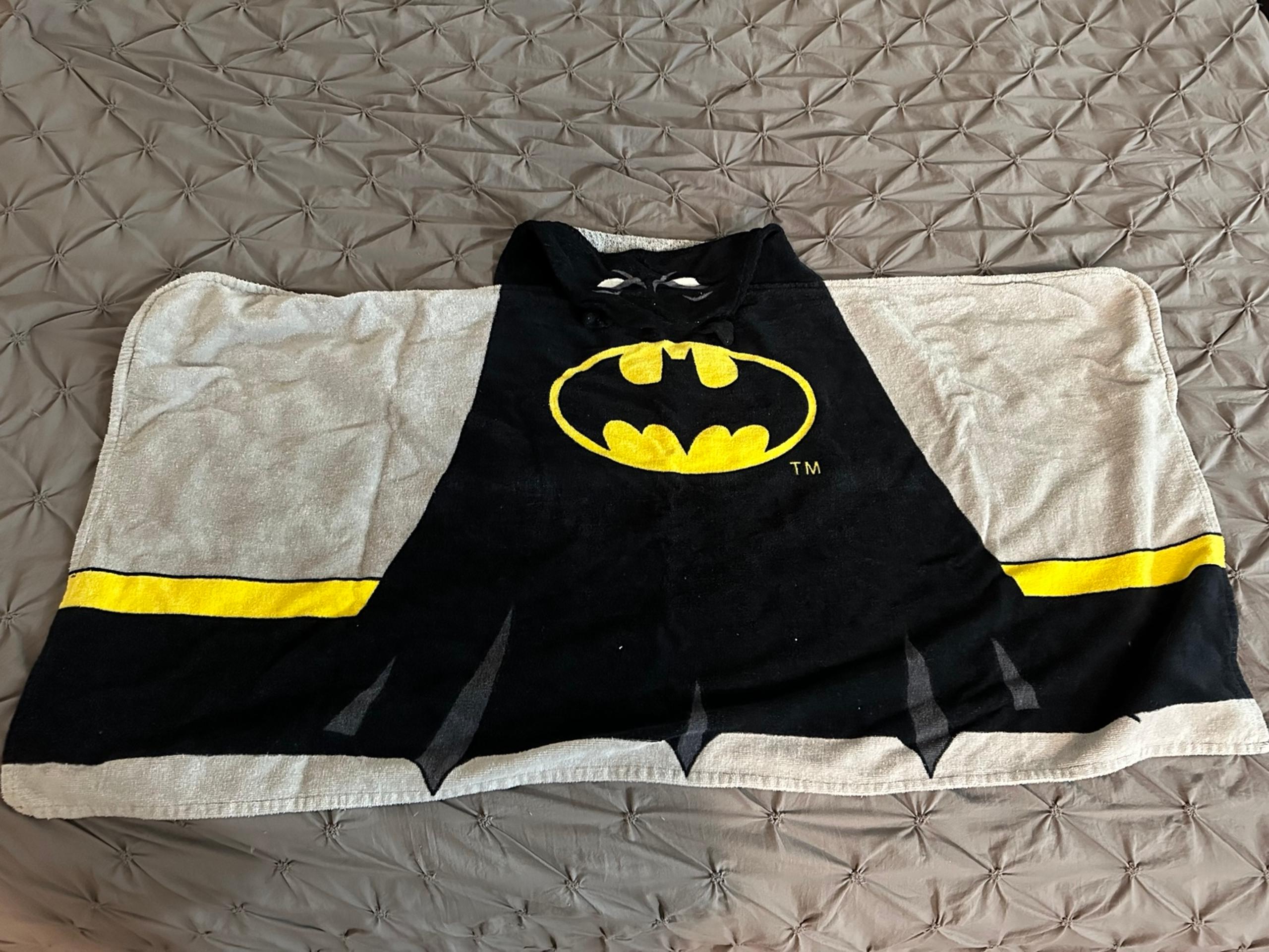 Batman Hooded Towel