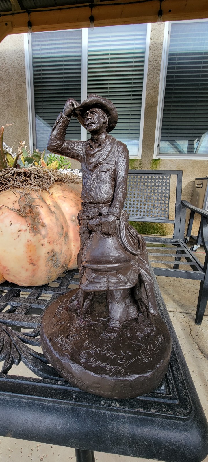 Michael Garmen Drifter statue