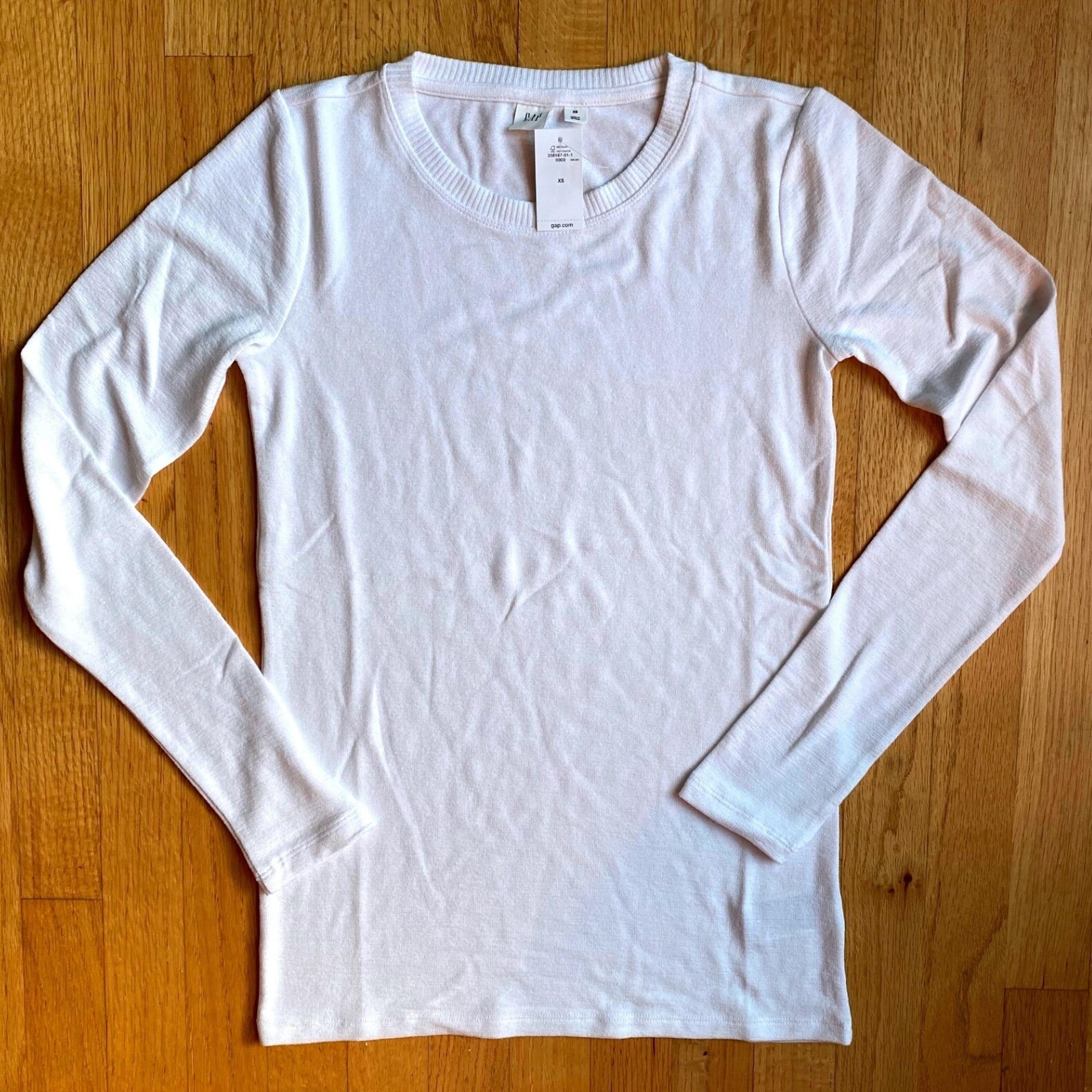 NWT-GAP Long Sleeve Ribbed Knit Top Basic Everyday Tee Shirt XS