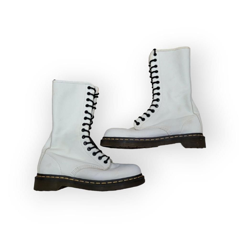 VTG Dr Martens White 14 Eyelet Tall Lace Up Boots