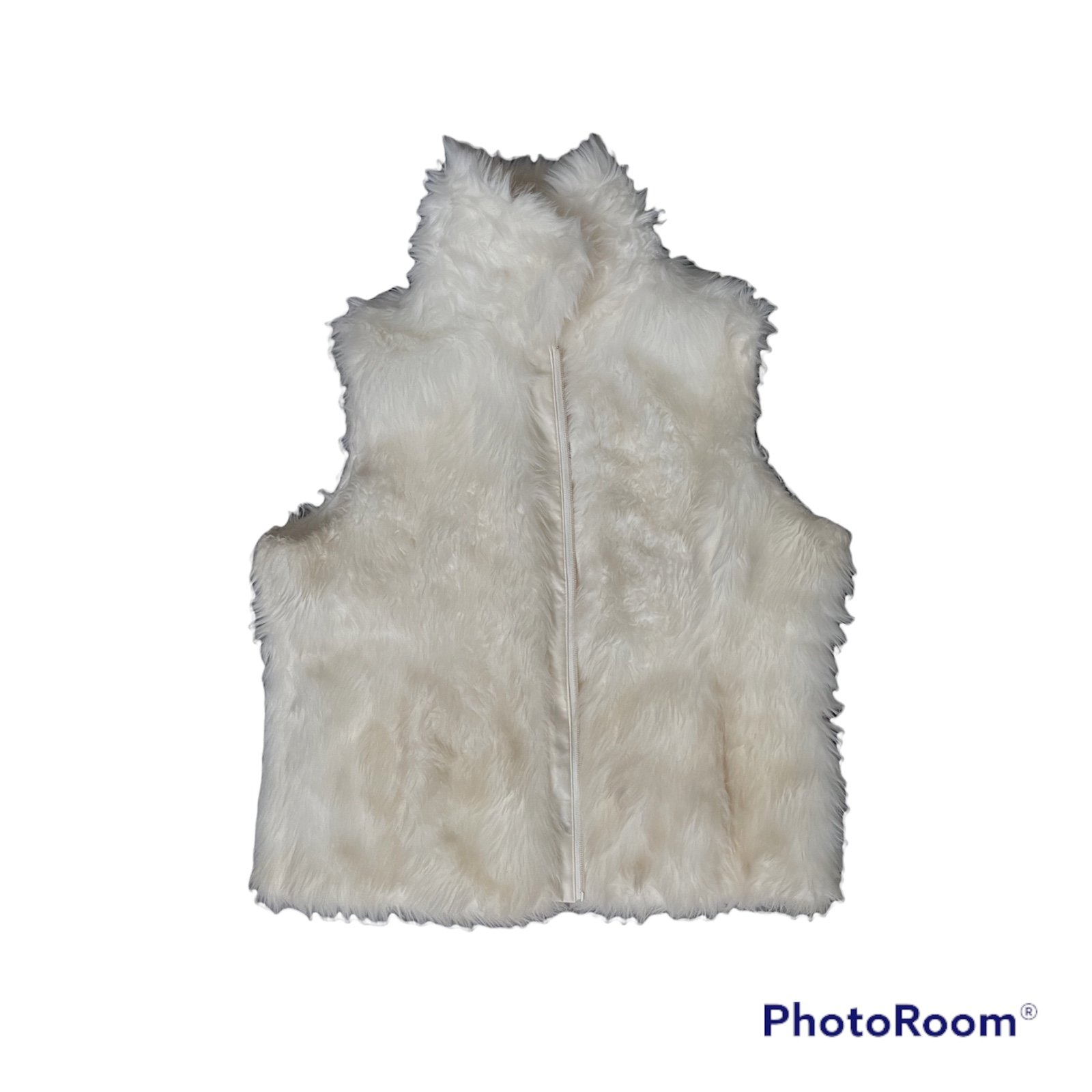 White fur Yazz Jacket Gillette coat