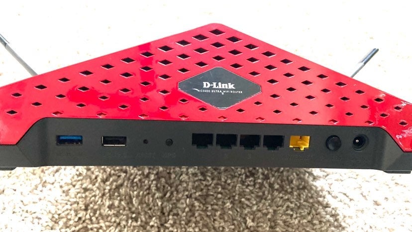 DLink Wireless Router DIR890L (AC3200)