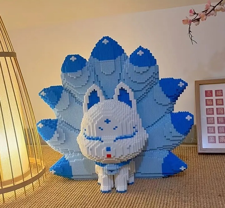 15,000-Piece Ice Blue Nine-Tailed Fox Building Kit - Large DIY Model for Adults