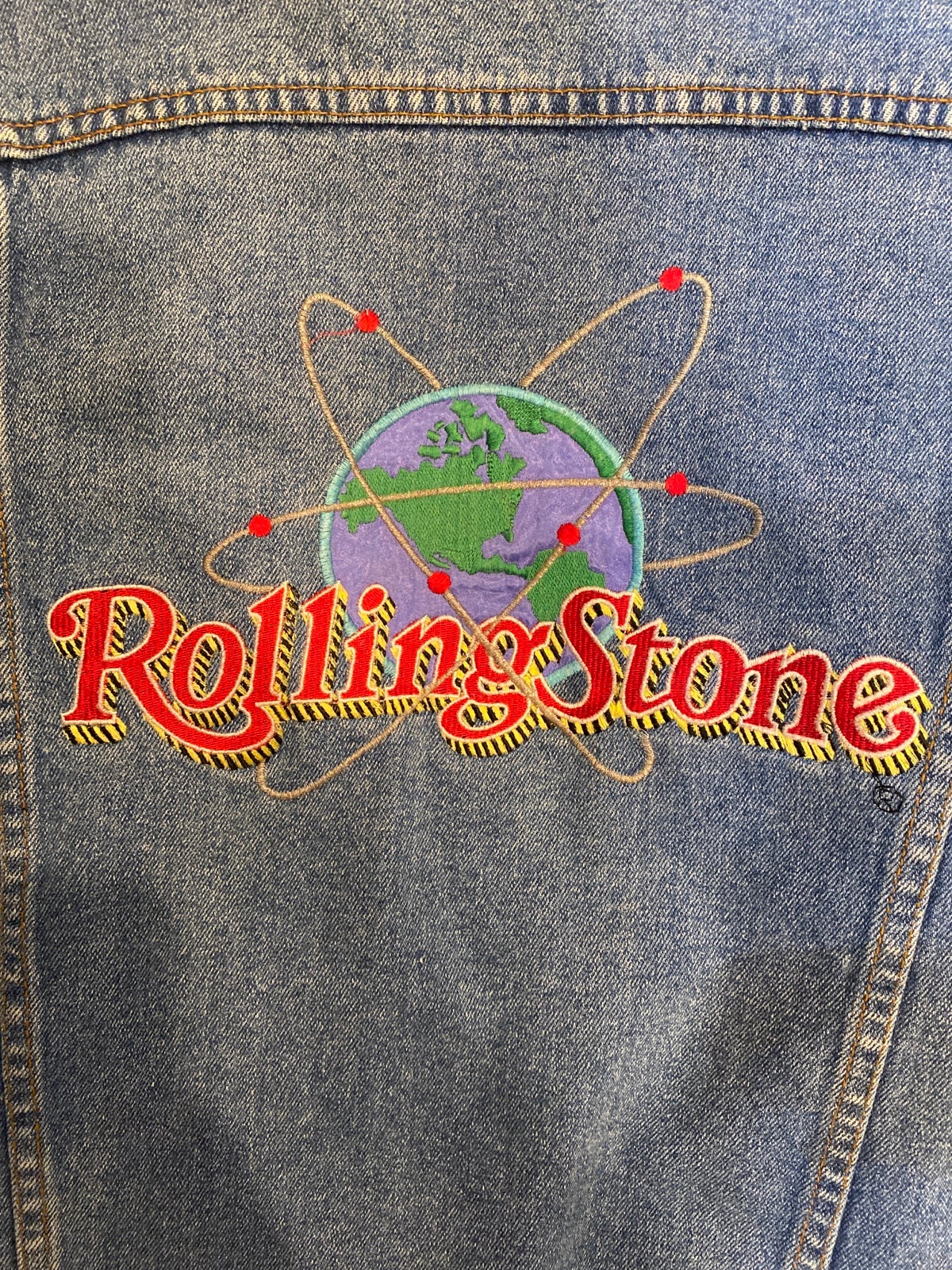 Rolling stone embroidered denim jean jacket large