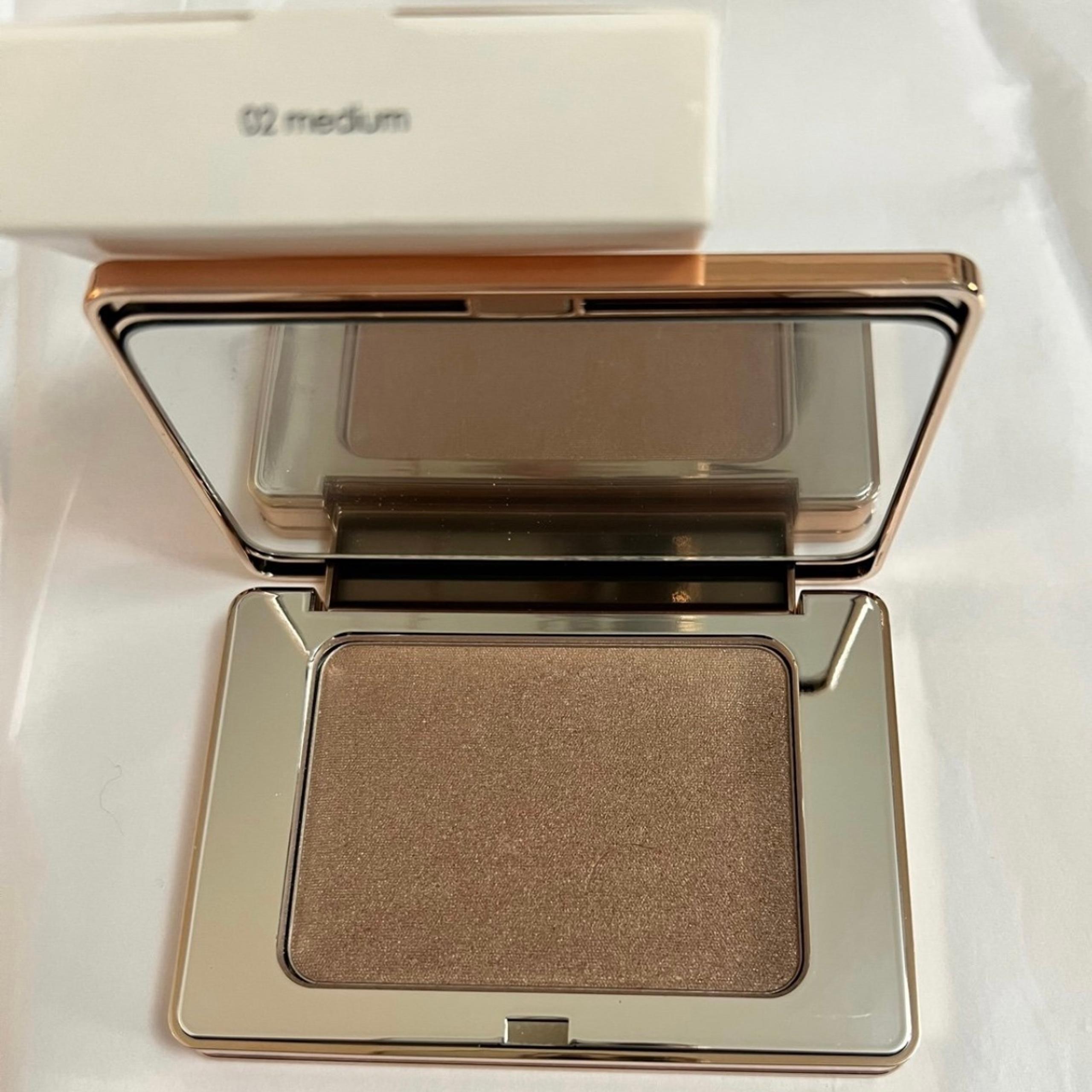 NIB Natasha Denona All Over Face & Body Shimmer 02 Medium
