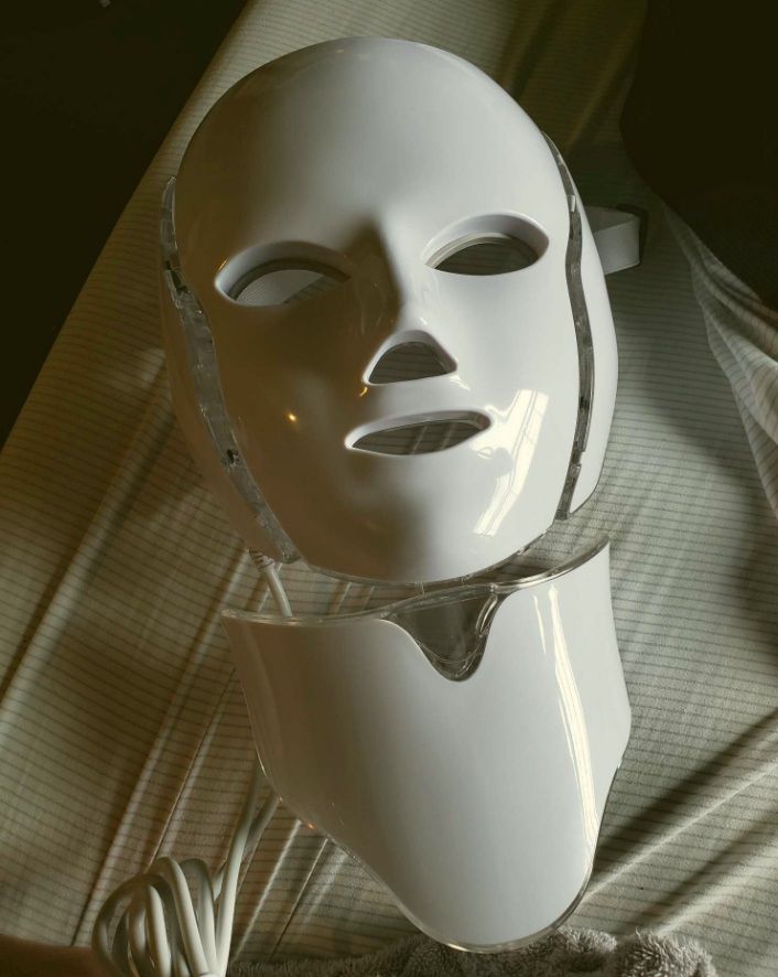 Laser beauty face mask