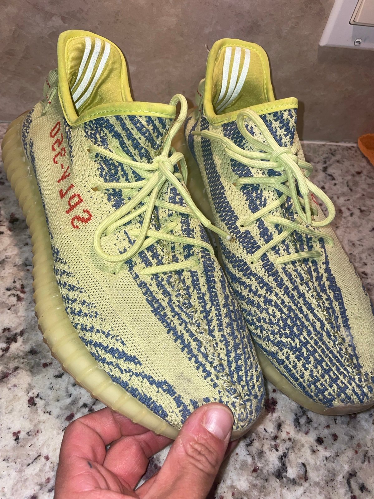 YEEZY BOOST 350 V2 "Semi Frozen" size 11.5