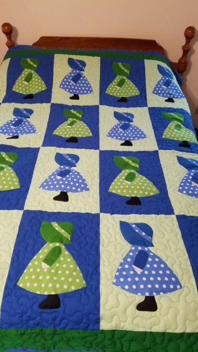Homemade Farmer Girl Quilt Full/Queen