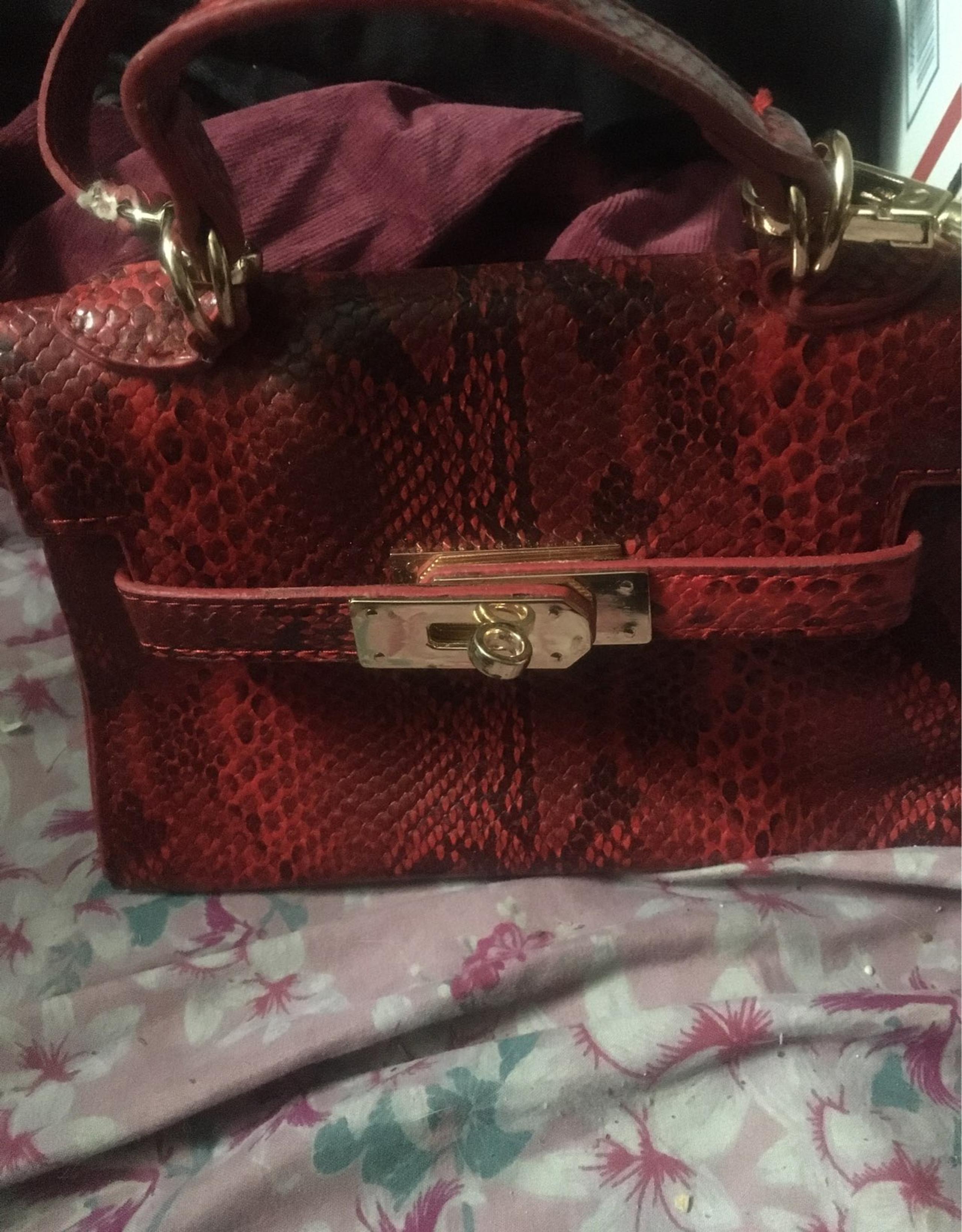 Fashion Nova purse