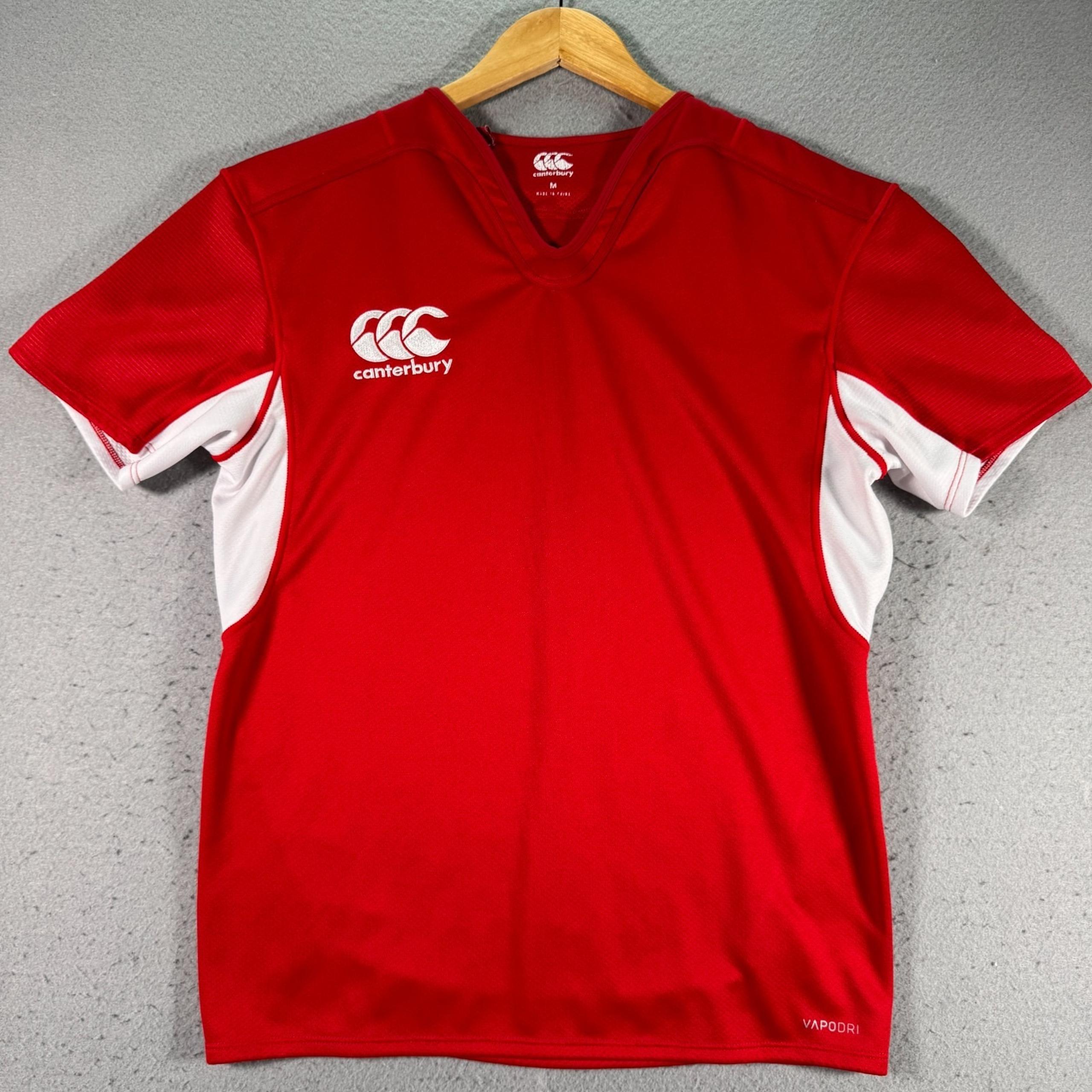 Vapodri Hooped Jersey Shirt Mens Medium Red Embroidered Rugby Sports Comfort